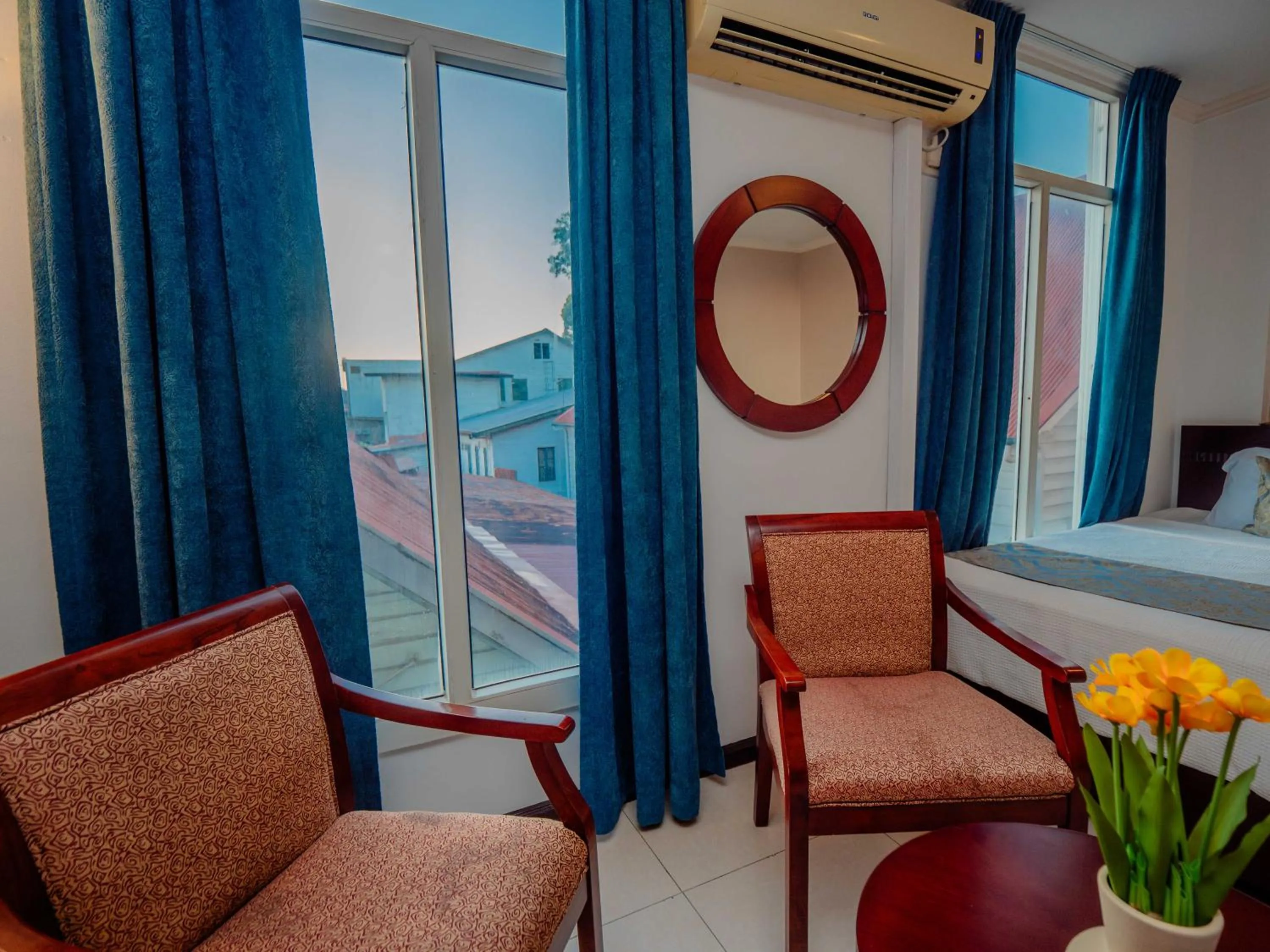 Bed in Hotel Palacio