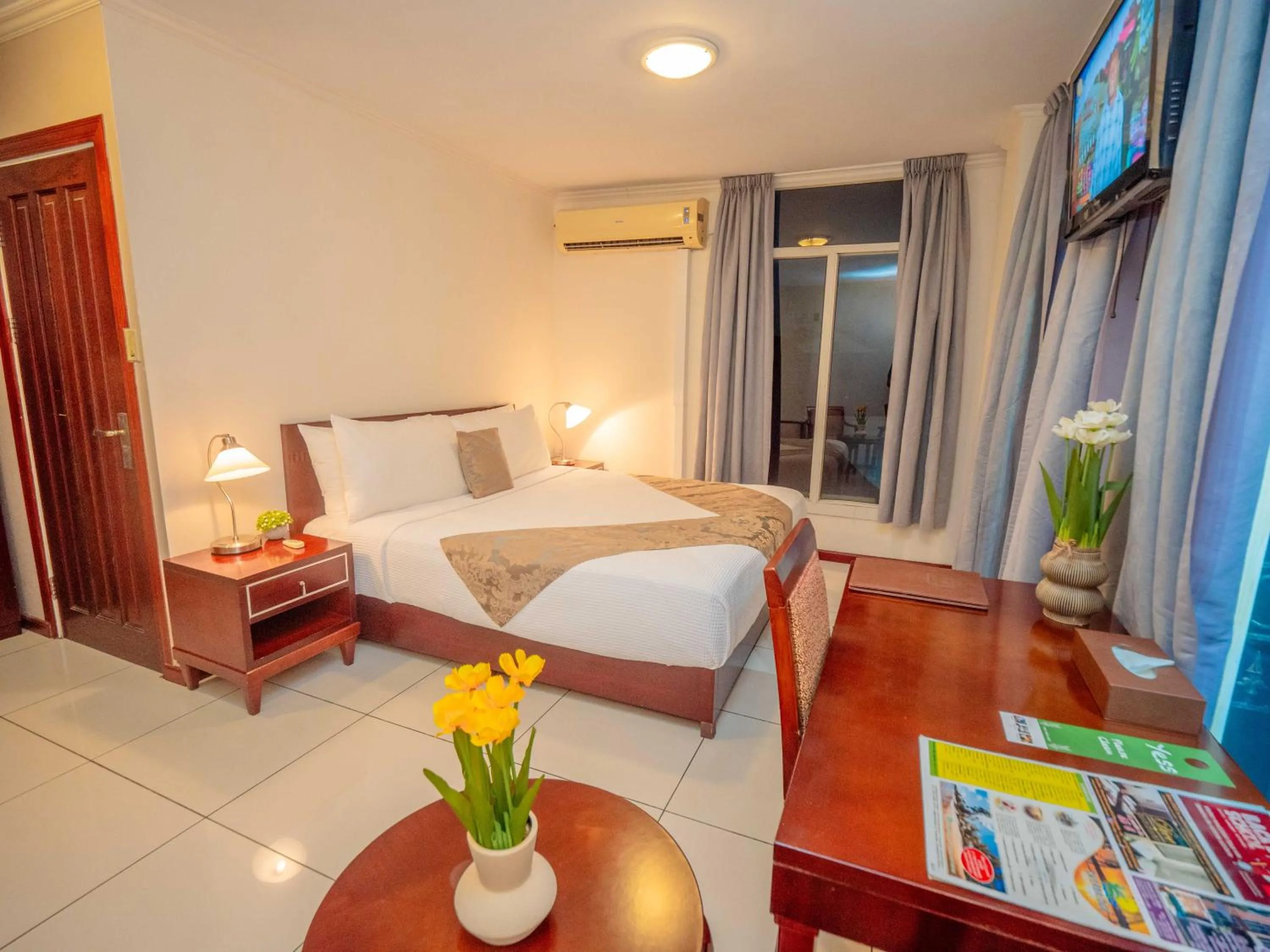 Bed in Hotel Palacio