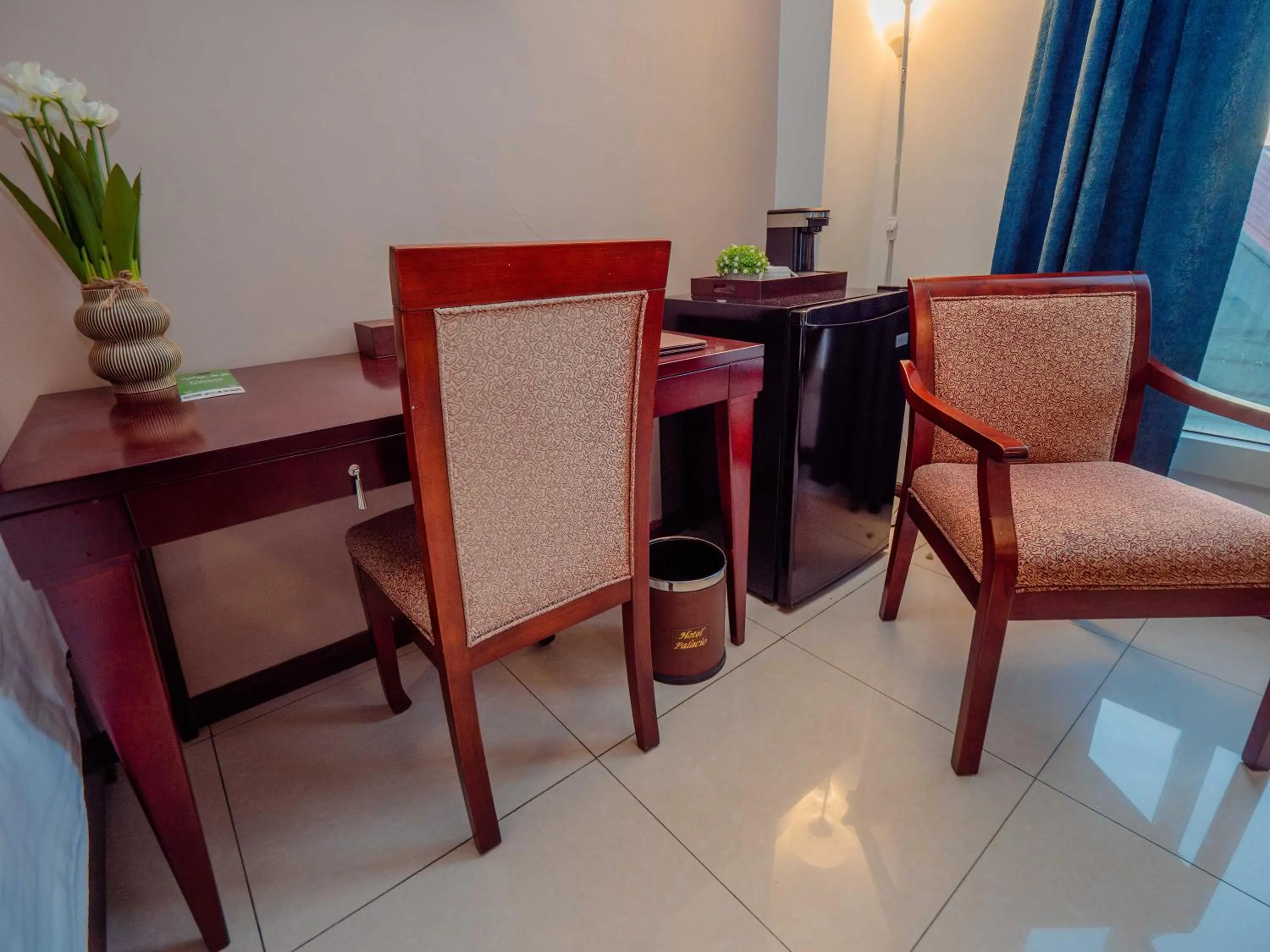 Seating area in Hotel Palacio