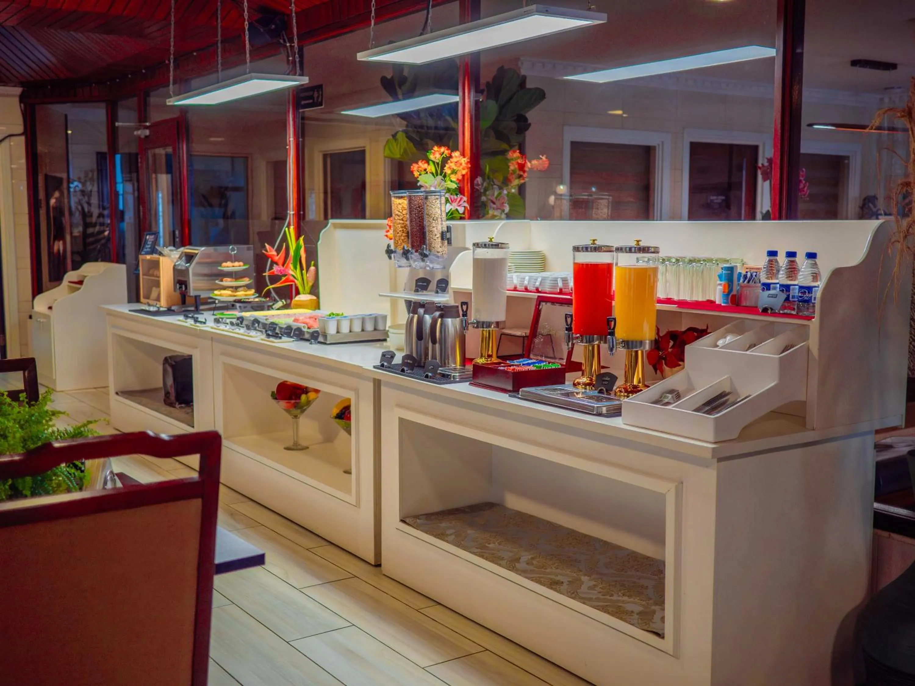 Breakfast in Hotel Palacio