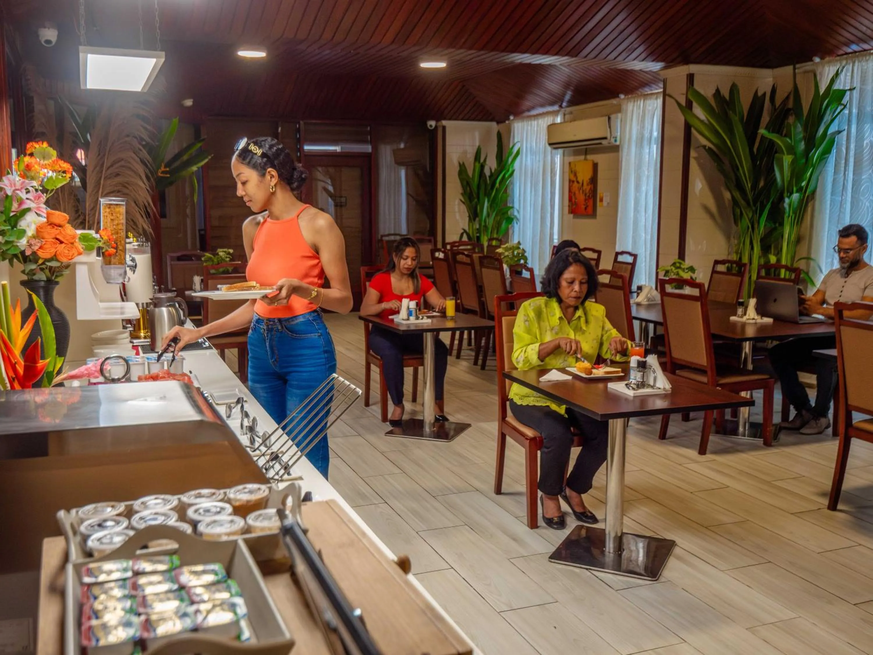 Breakfast in Hotel Palacio