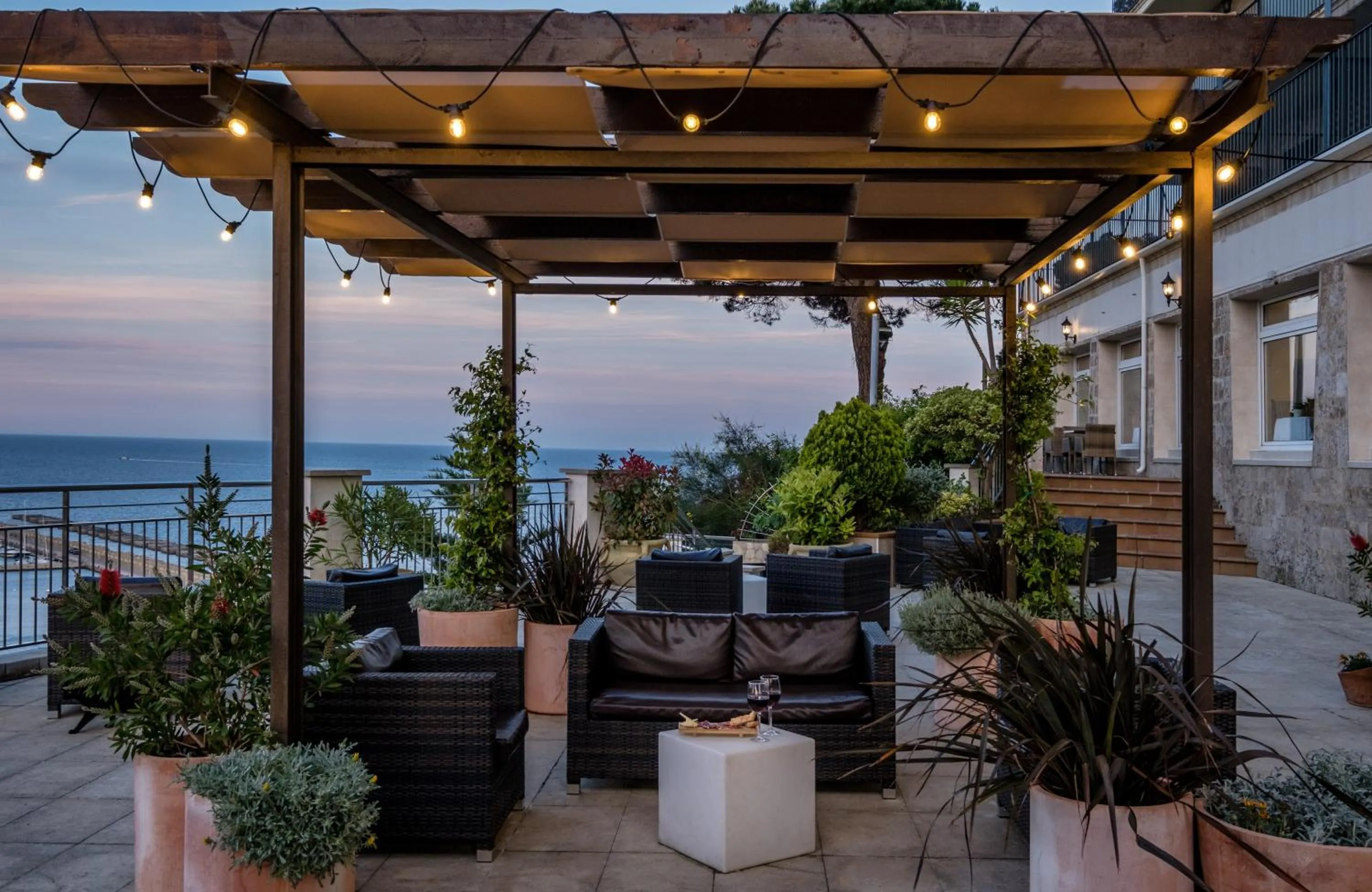 Balcony/Terrace in Hotel Montjoi by Brava Hoteles