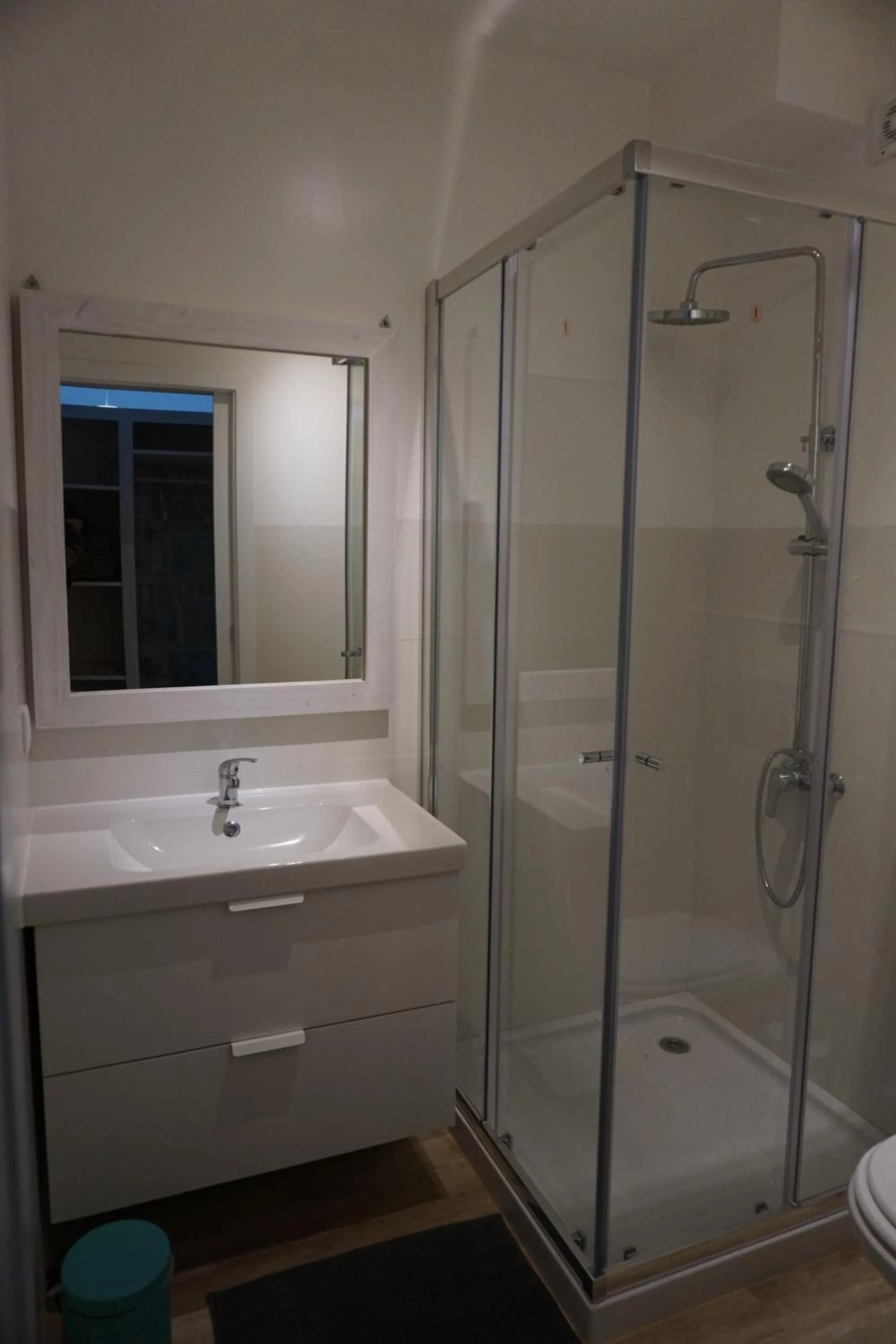 Shower in Chill in Ericeira Surf House