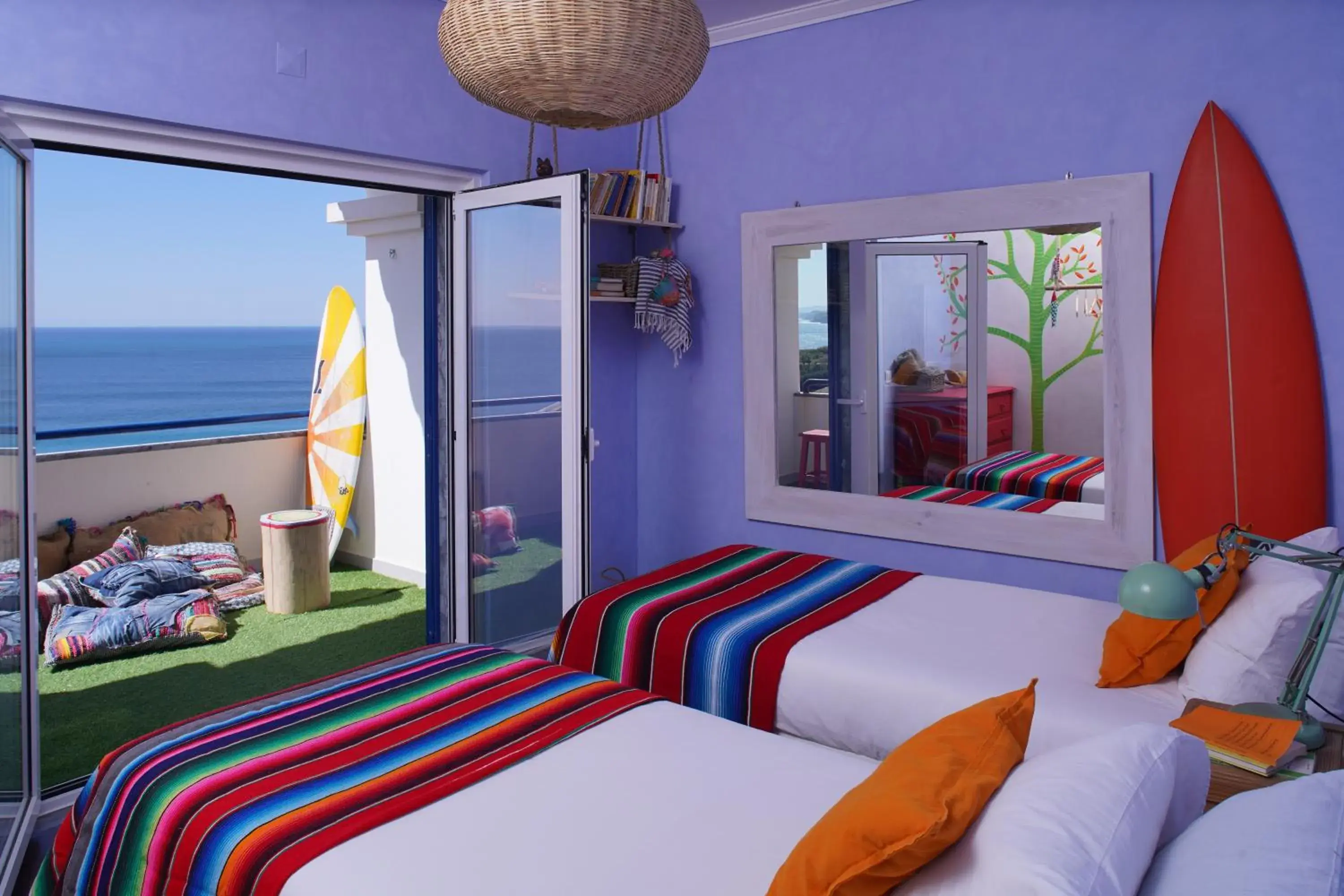 Standard Double or Twin Room with Sea View in Chill in Ericeira Surf House Standard Double or Twin Room with Sea View in Chill in Ericeira Surf House