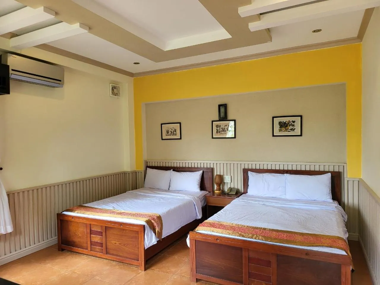 Bed in Rang Garden Bungalow