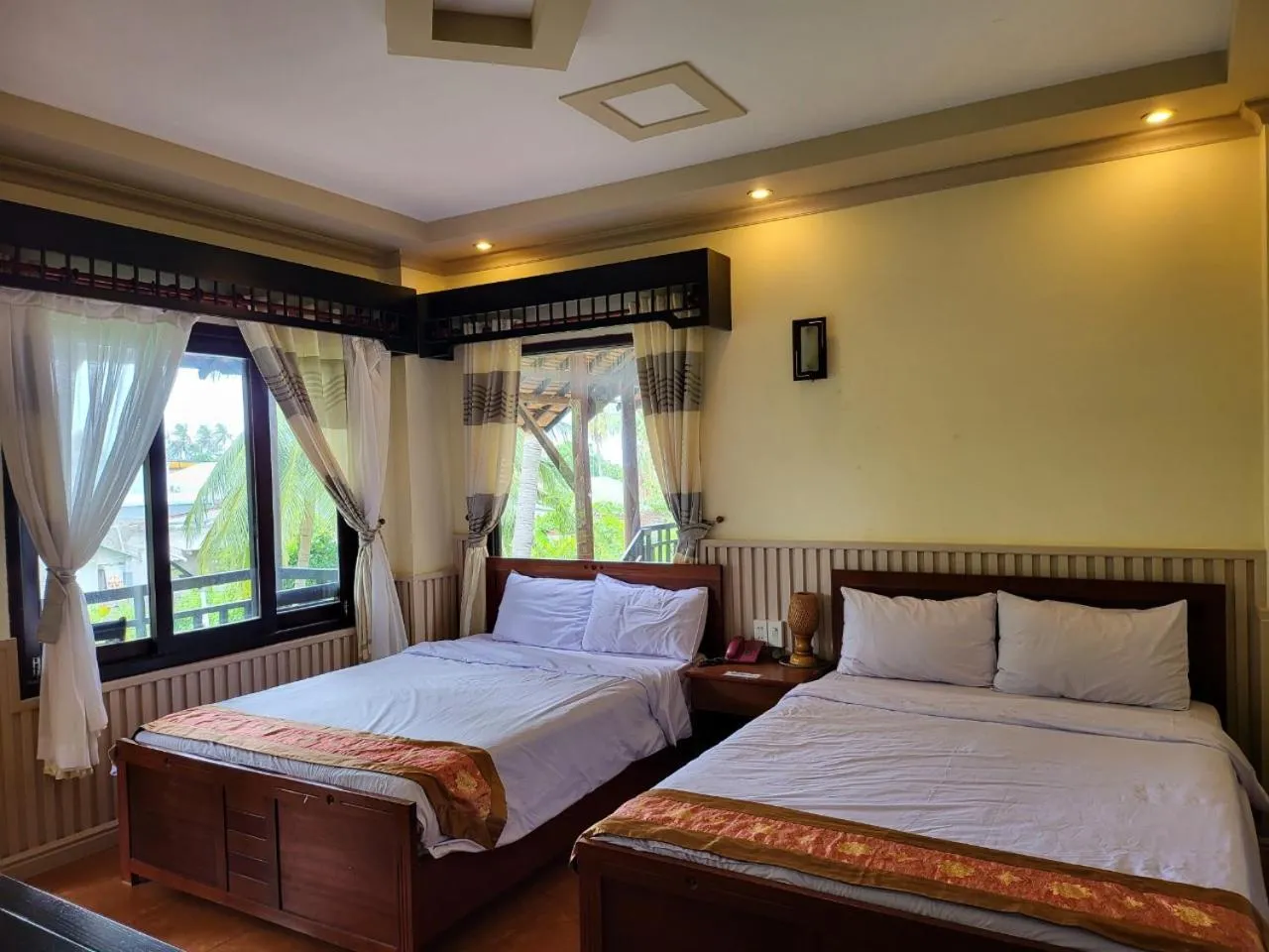 Bed in Rang Garden Bungalow