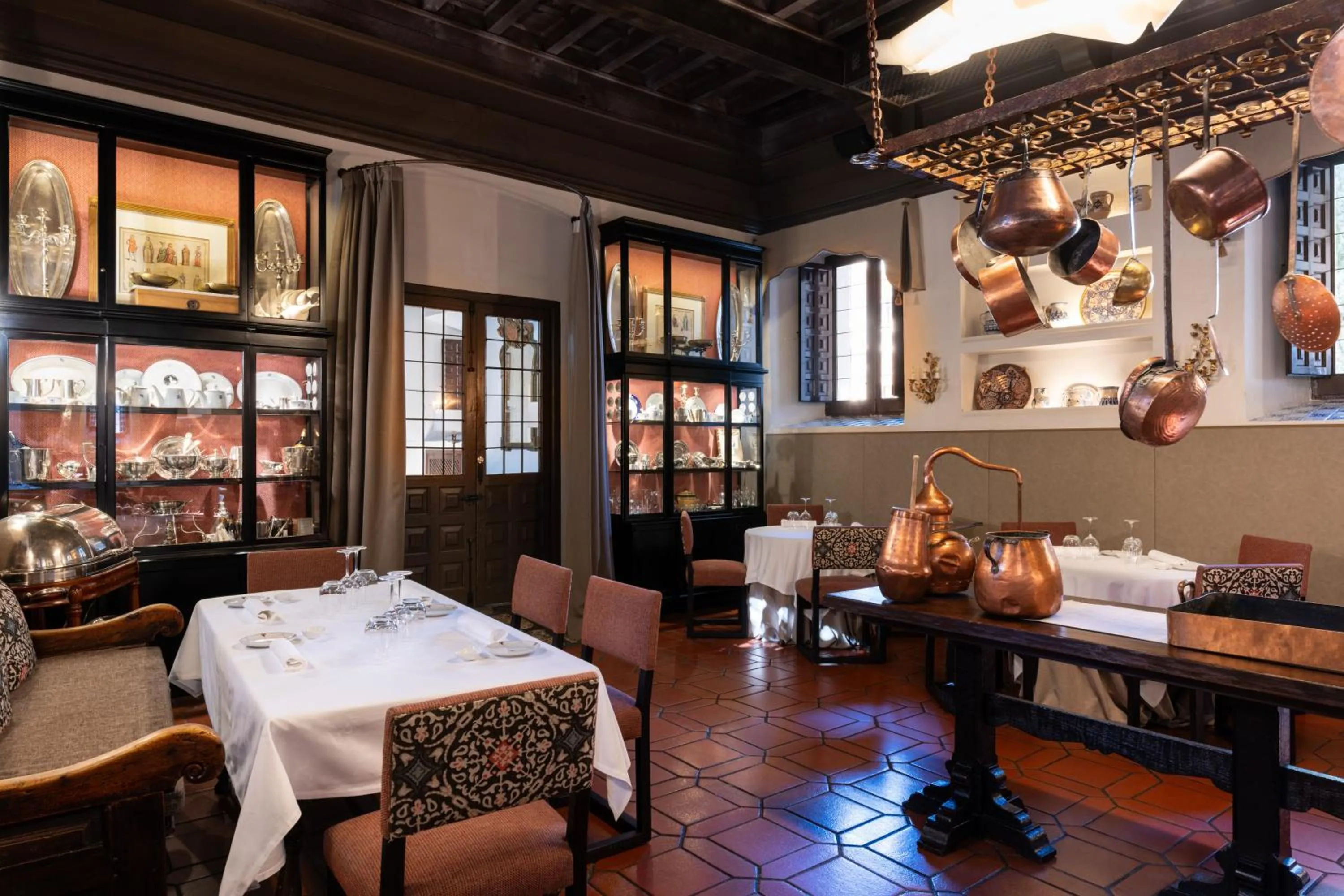 Restaurant/places to eat in Parador de Alcalá de Henares