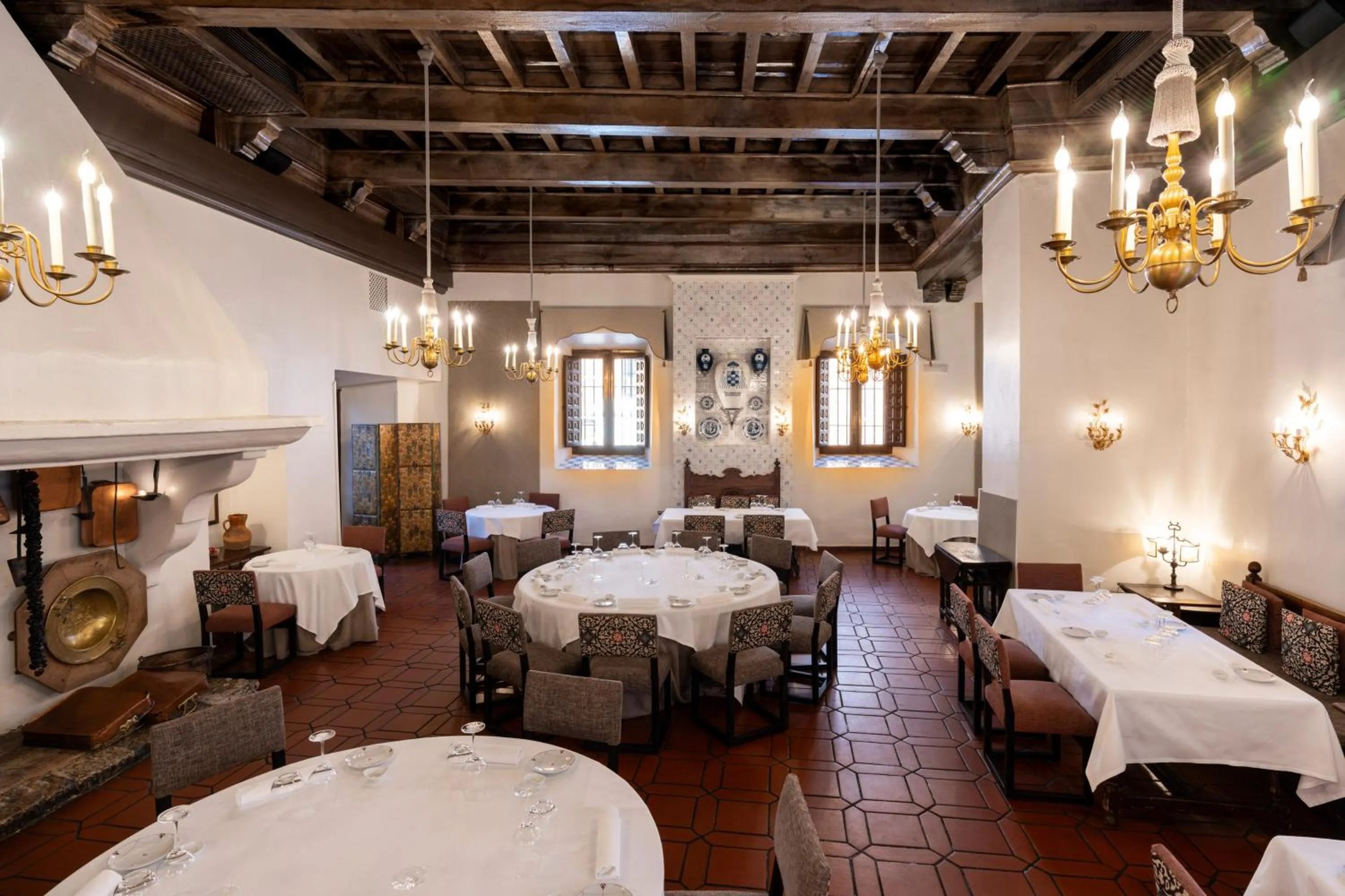 Restaurant/places to eat in Parador de Alcalá de Henares