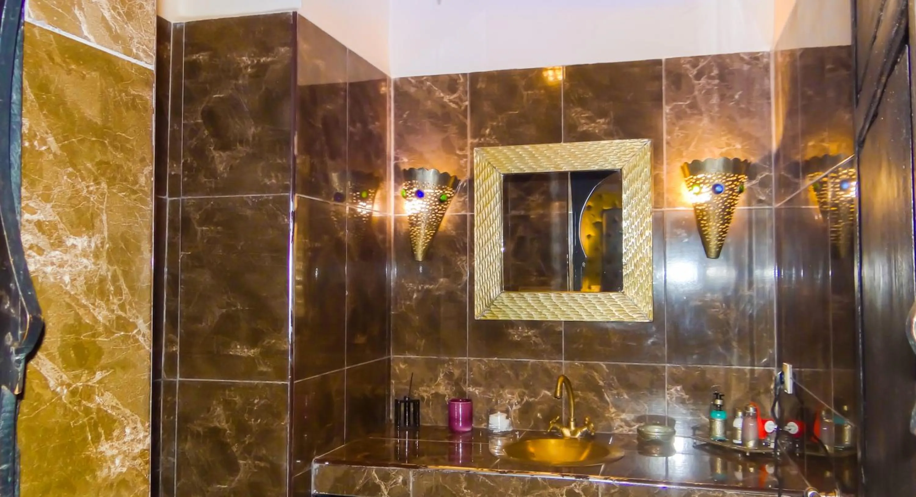 Bathroom in Riad Terra Bahia