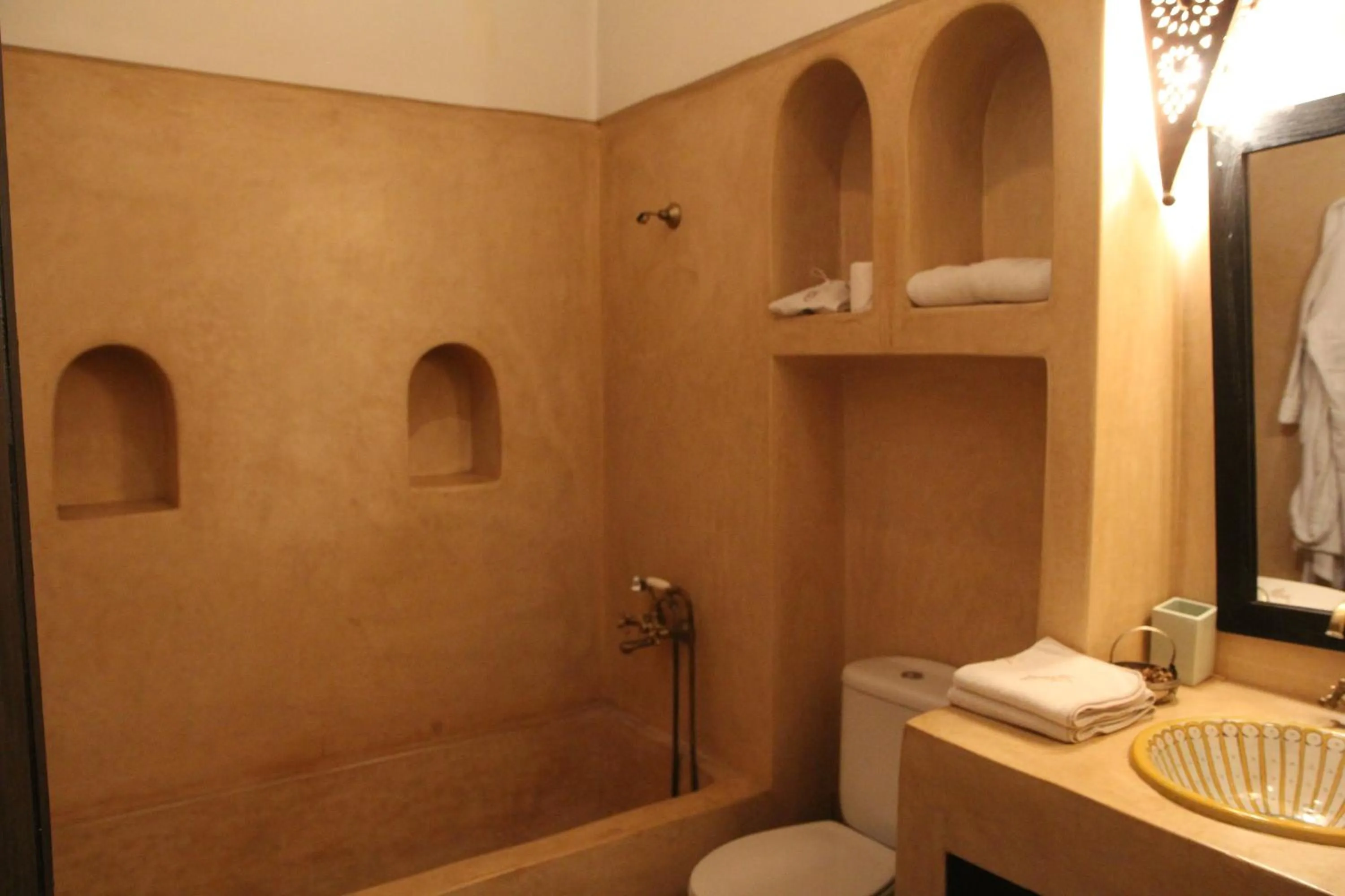 Bathroom in Riad Terra Bahia