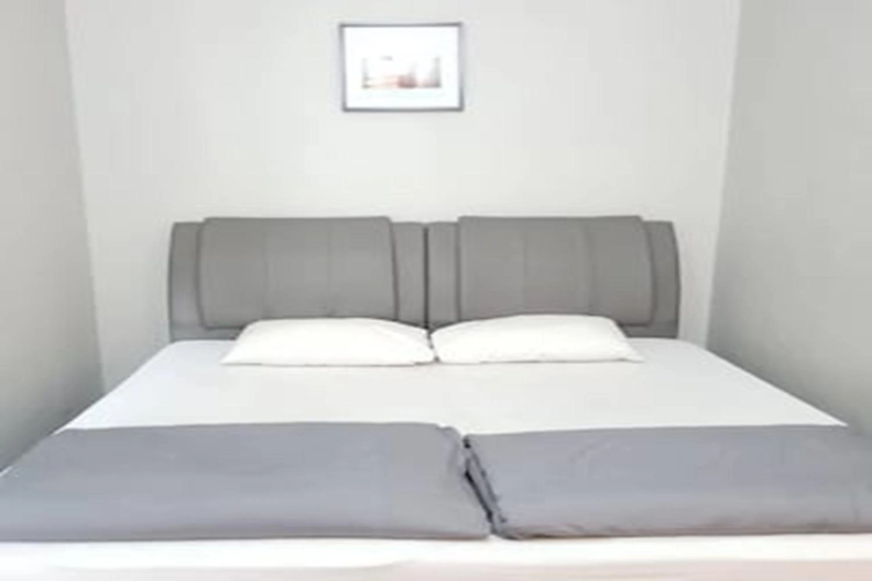 Photo of the whole room in SPOT ON 89751 Bed Station Guest House