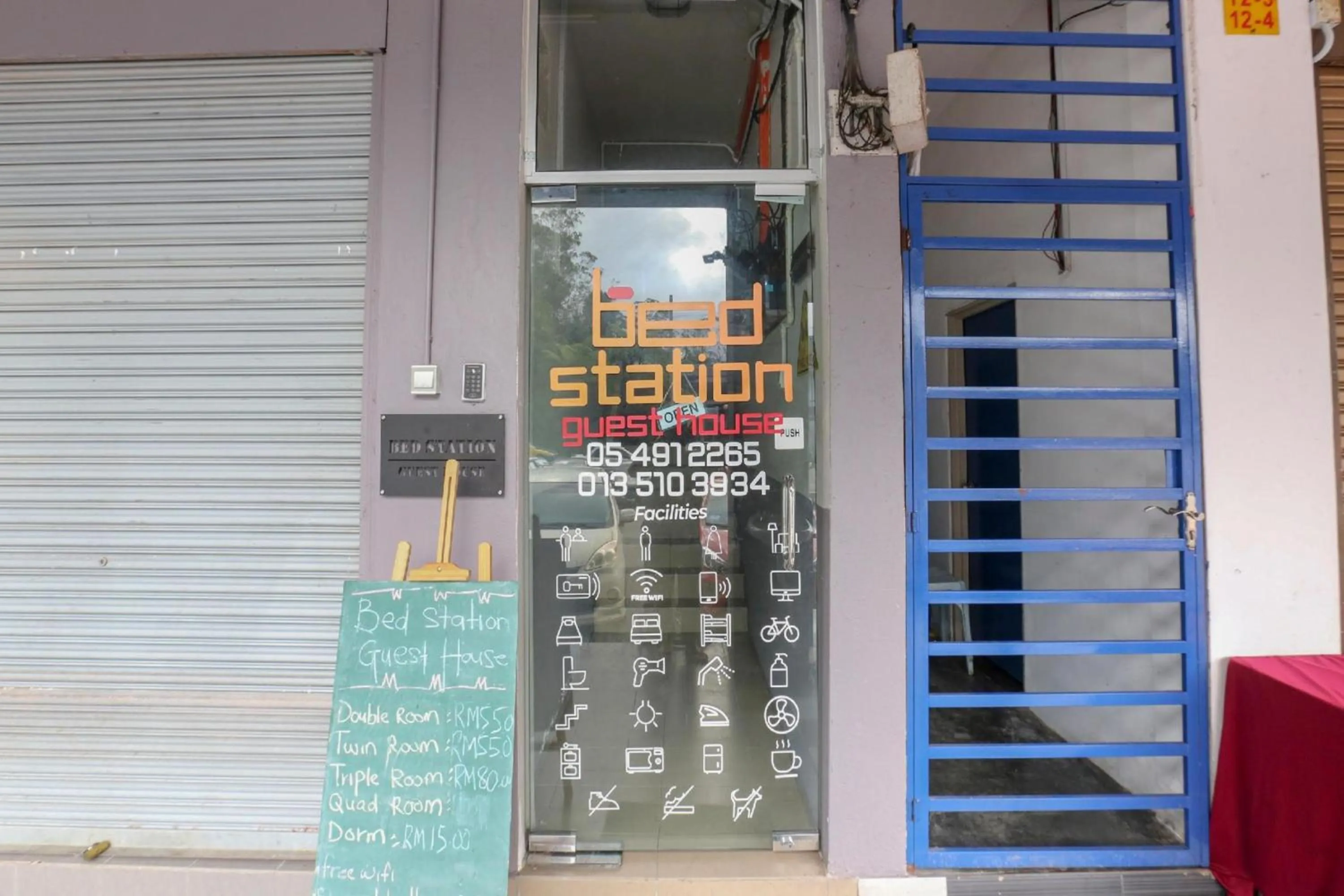 Facade/entrance in SPOT ON 89751 Bed Station Guest House