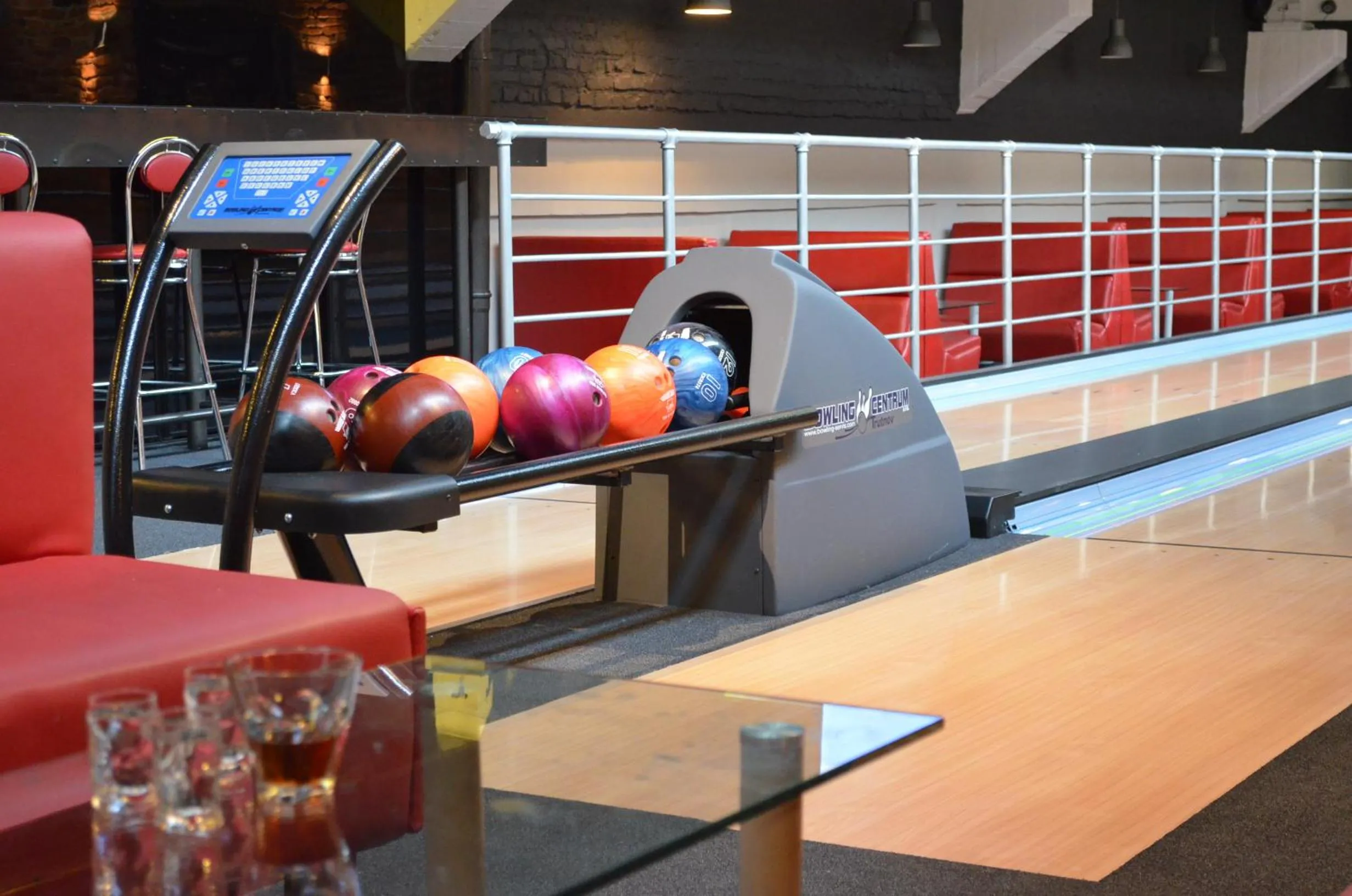 Bowling in Hotel Malinowski Business