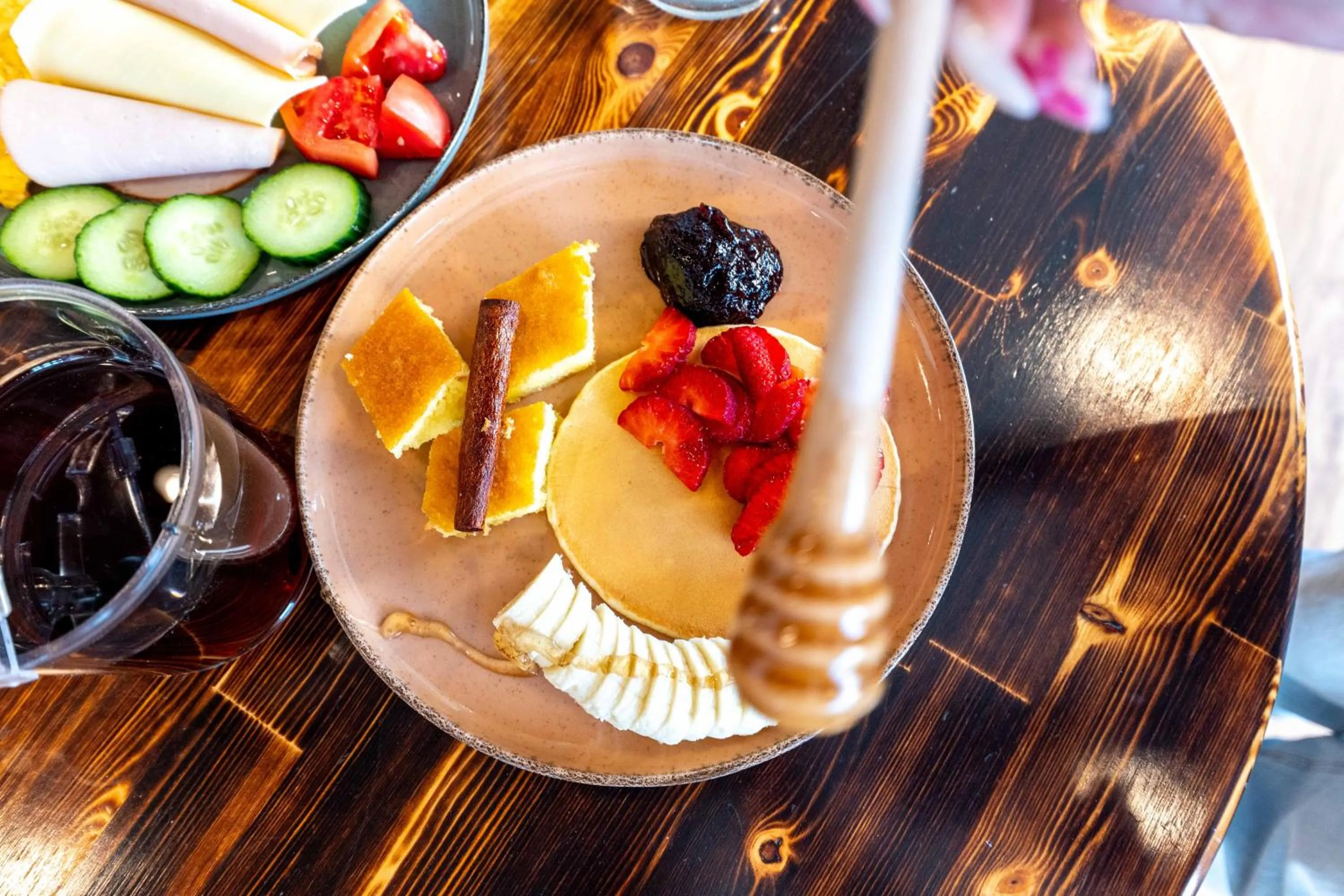 Breakfast in Hotel Piramida