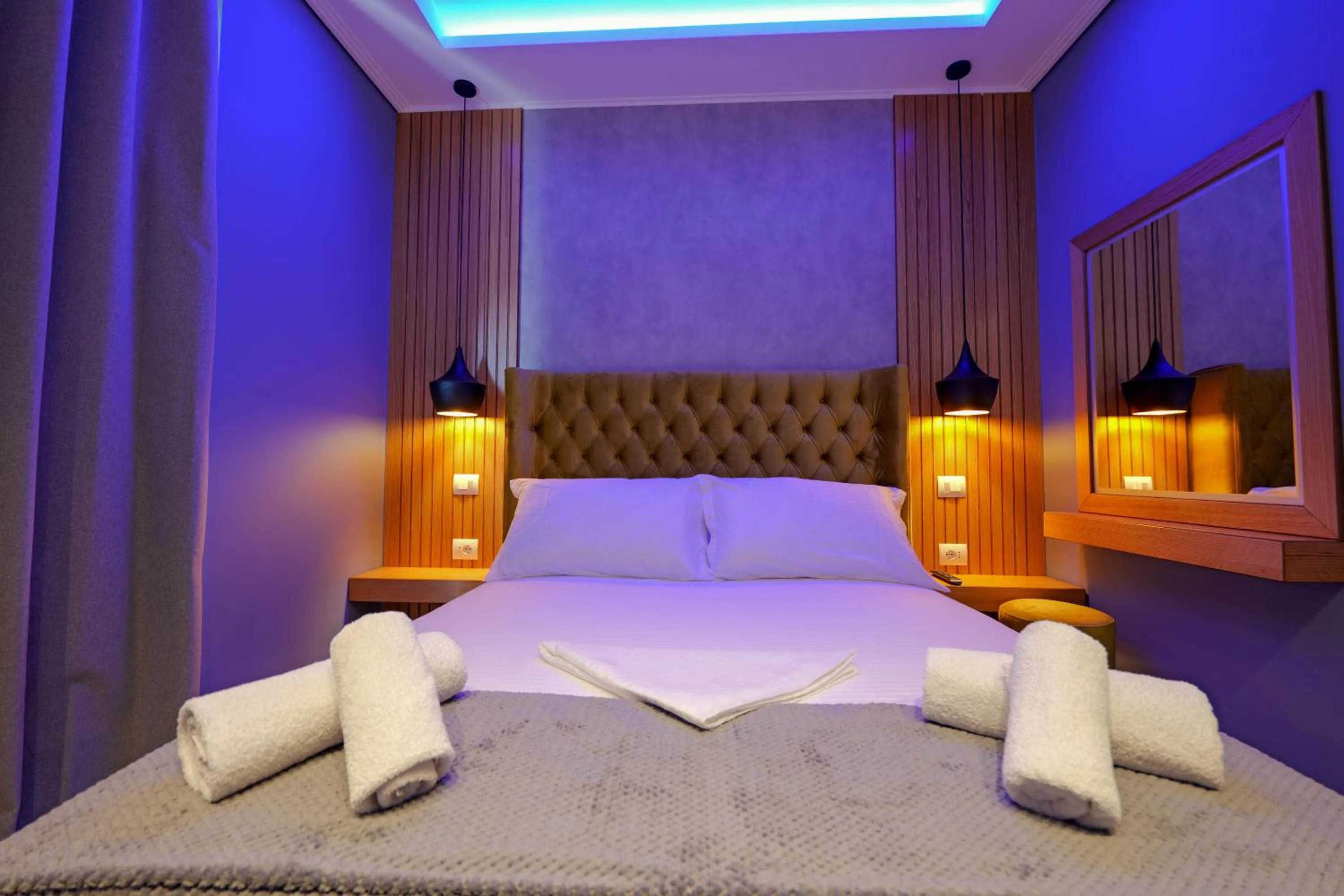 Bed in Hotel Piramida