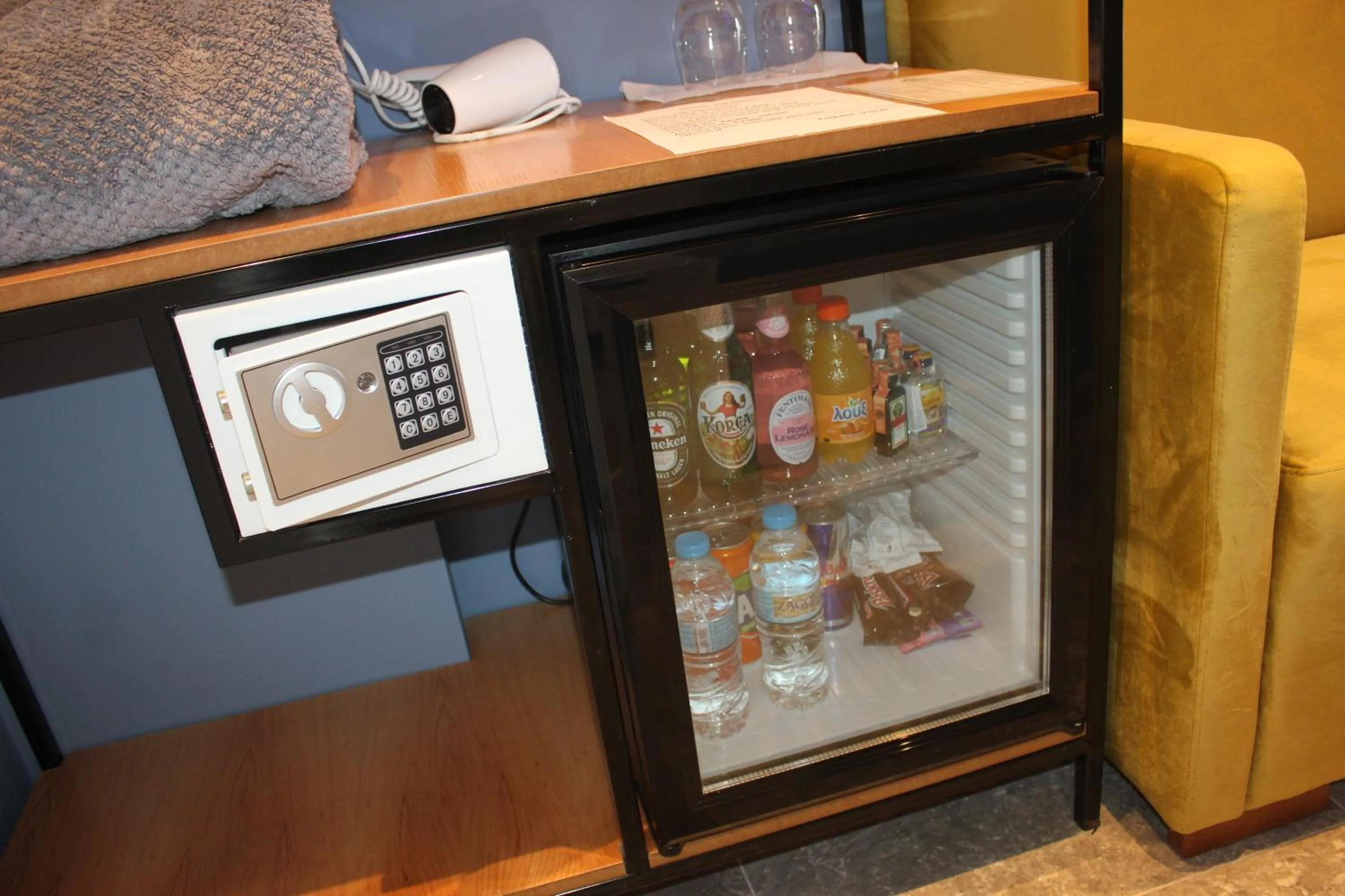 TV and multimedia in Hotel Piramida