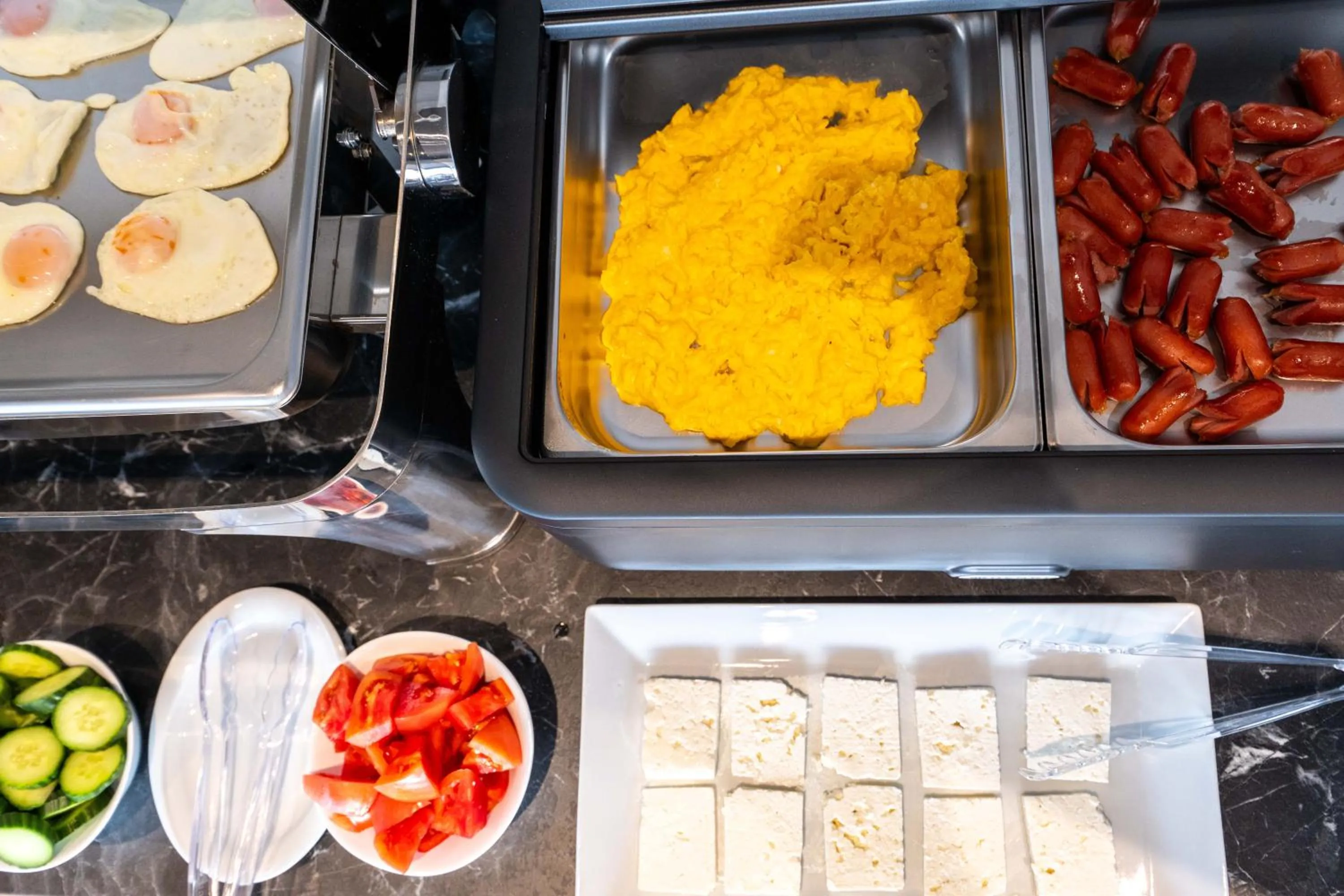 Food and drinks in Hotel Piramida