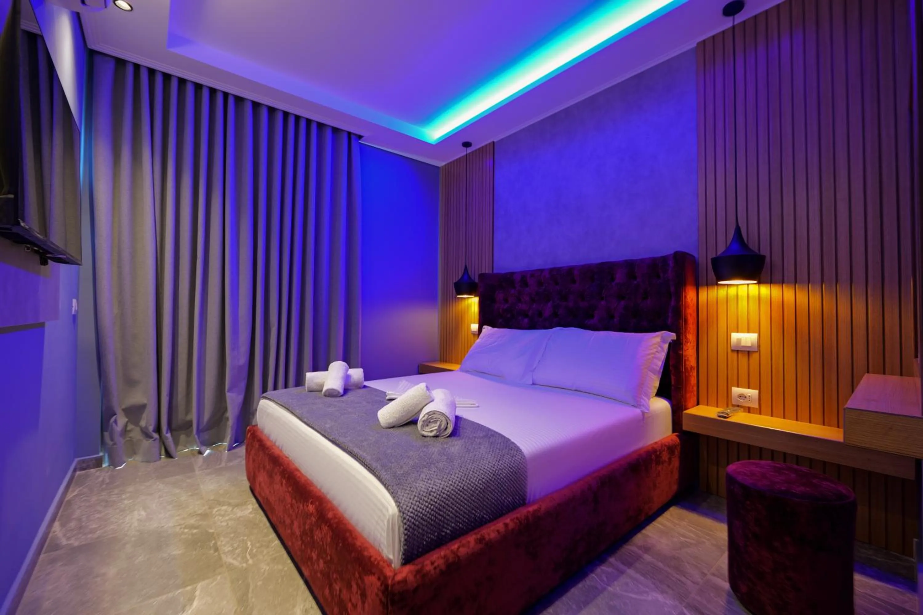 Bed in Hotel Piramida