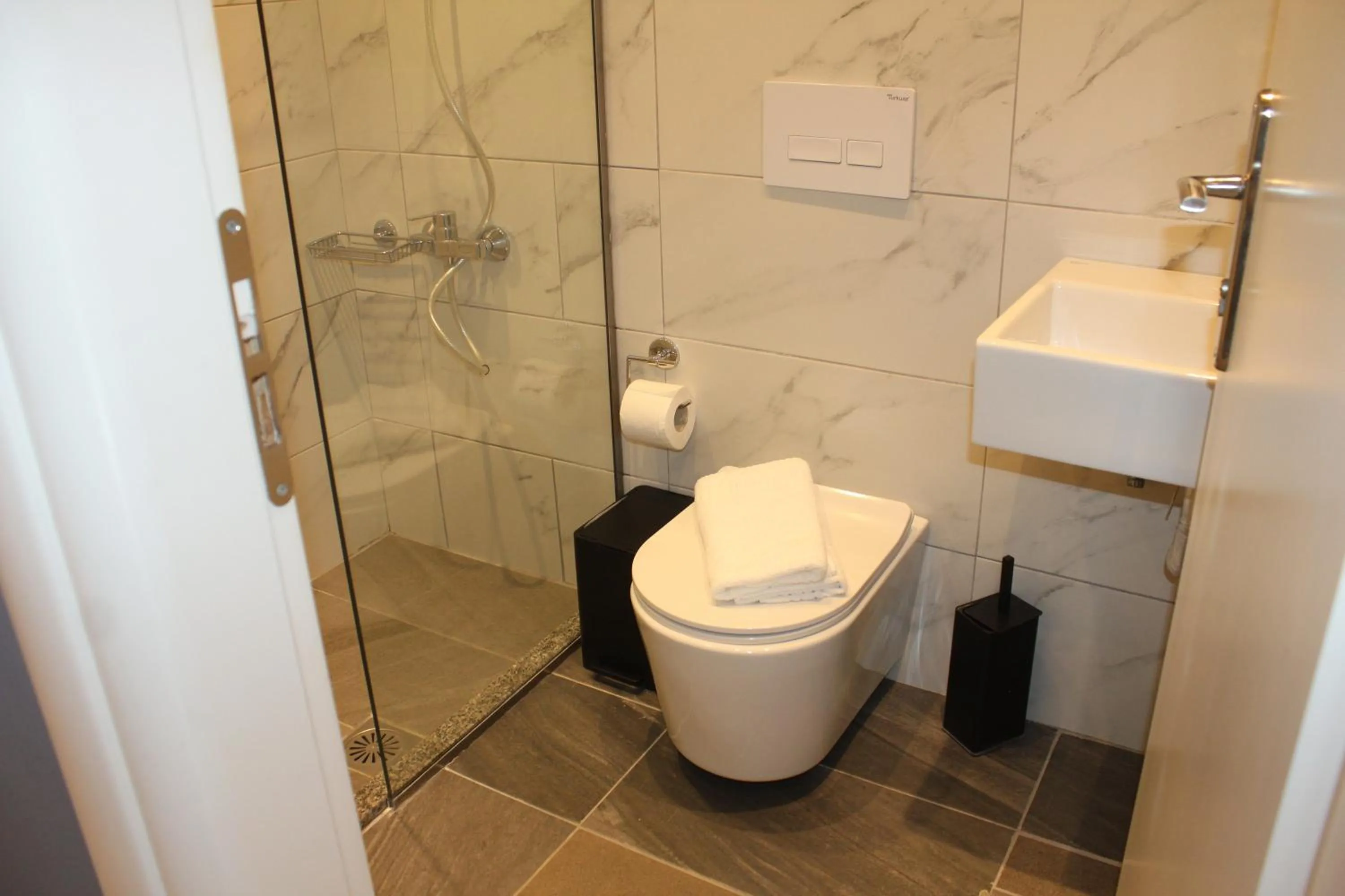 Bathroom in Hotel Piramida