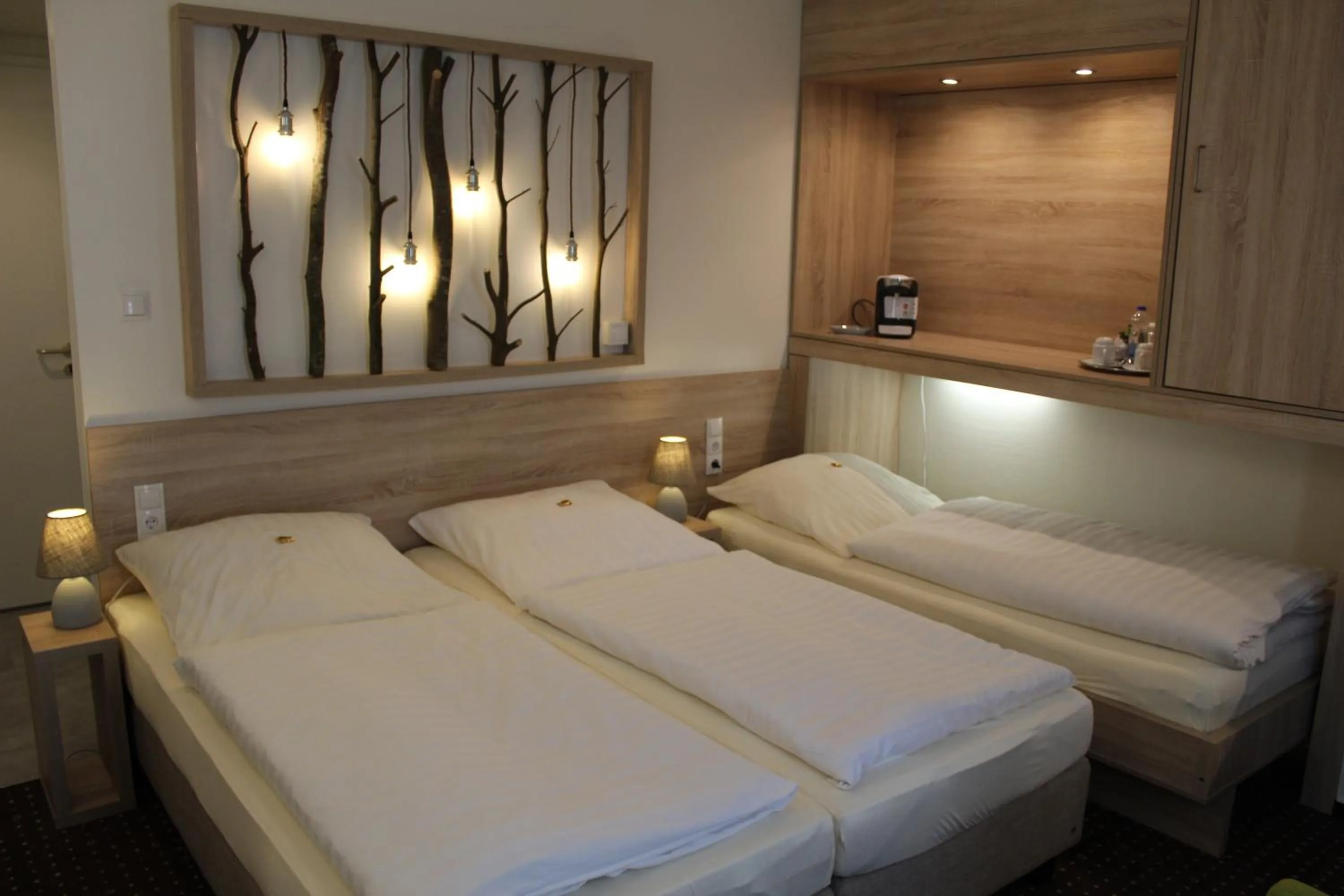 Photo of the whole room, Bed in Pur Hotel