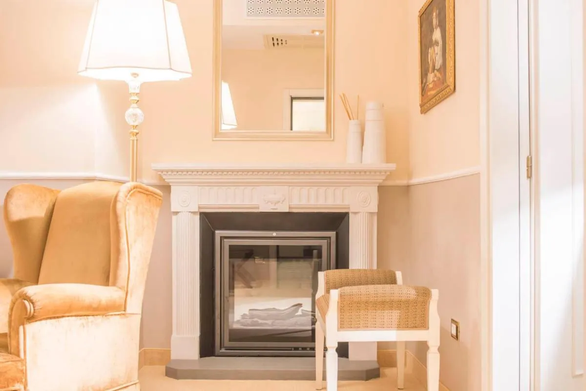 Living room in Golden Tower Hotel & Spa