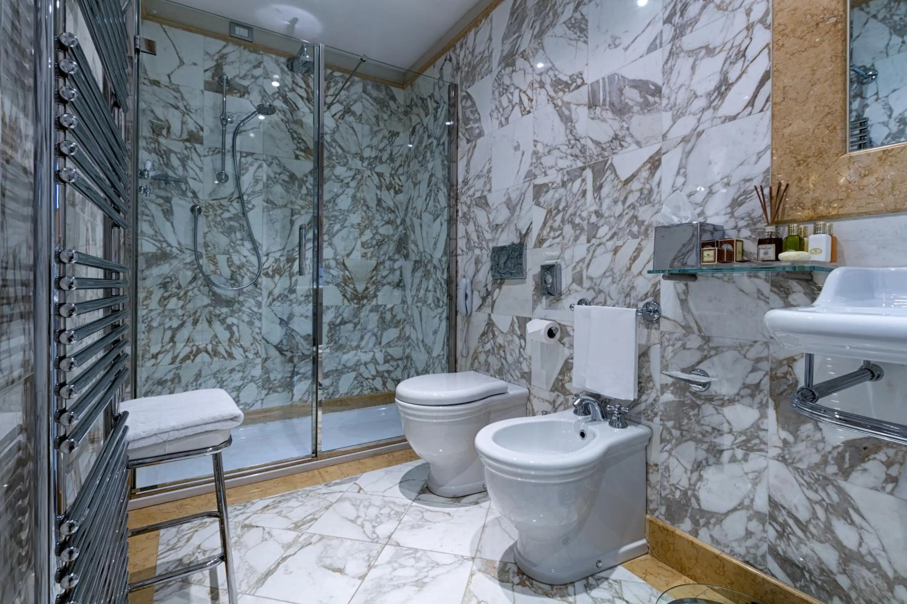 Bathroom in Golden Tower Hotel & Spa