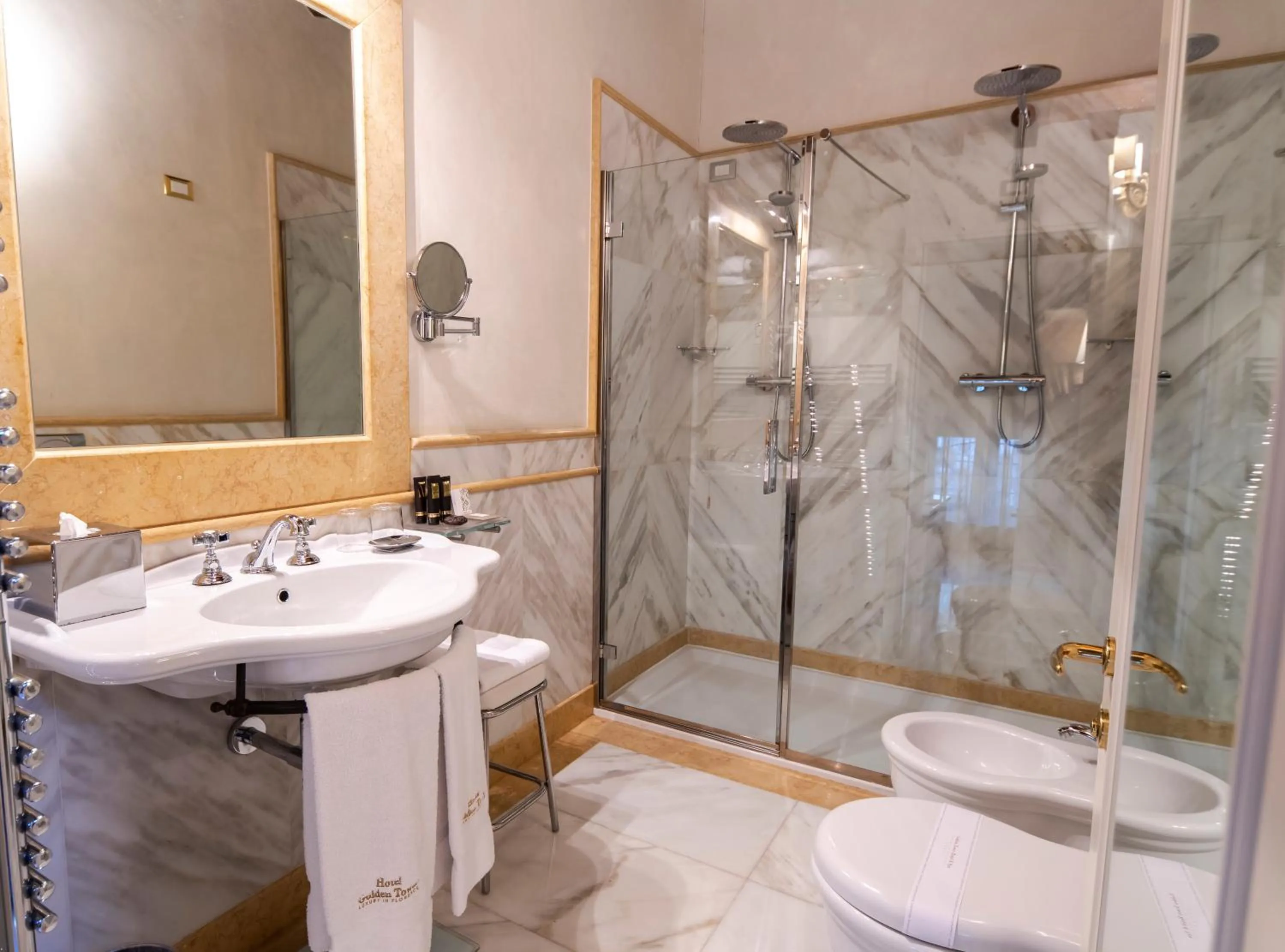 Bathroom in Golden Tower Hotel & Spa