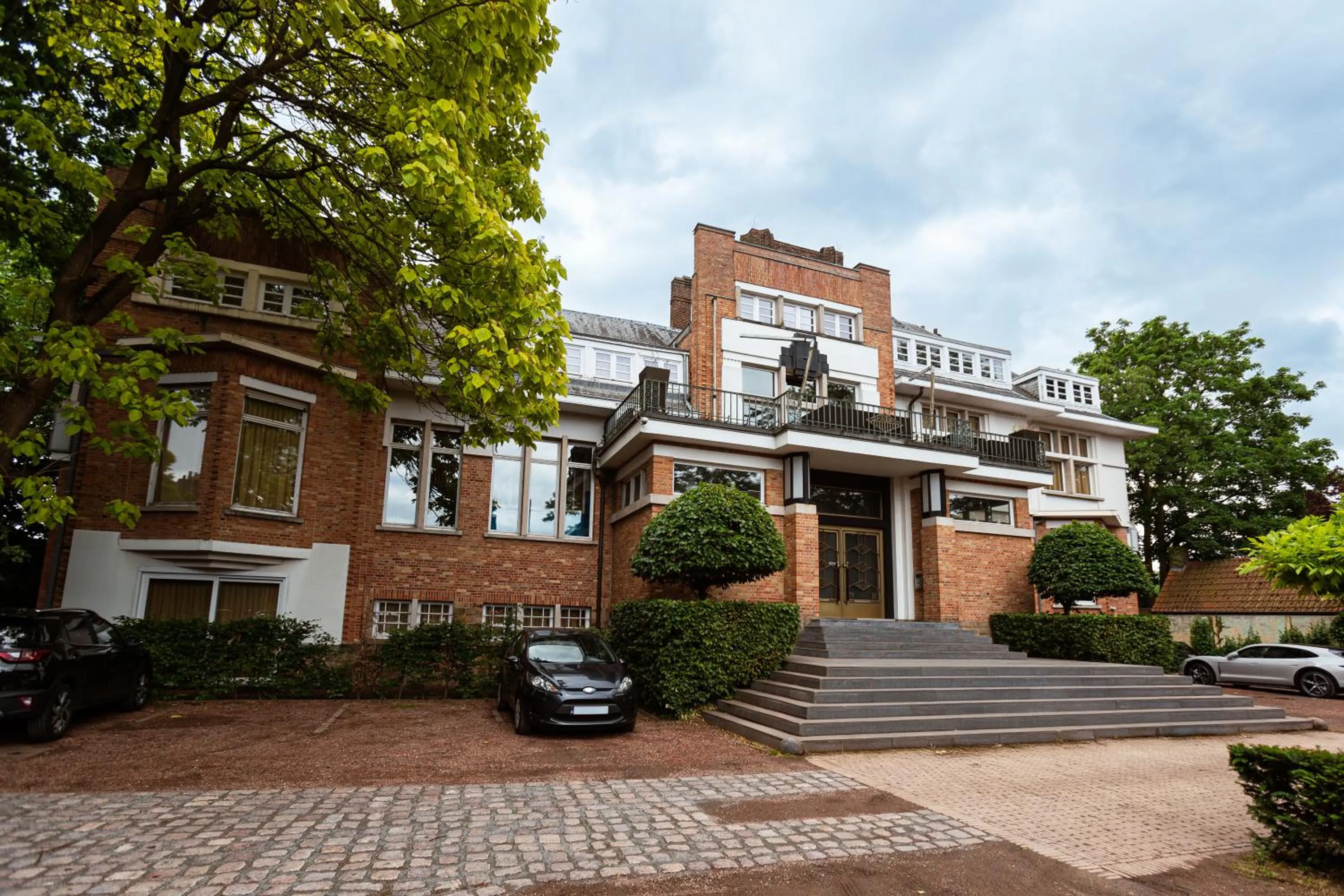 Property building in Hotel Orion