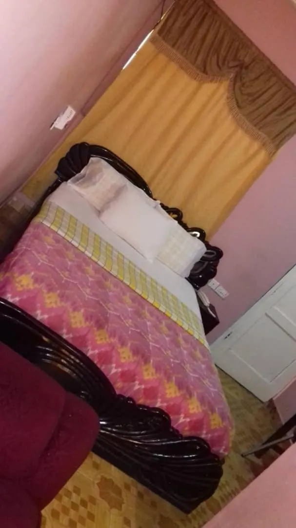 Bed in Gya-son Royal Guest House