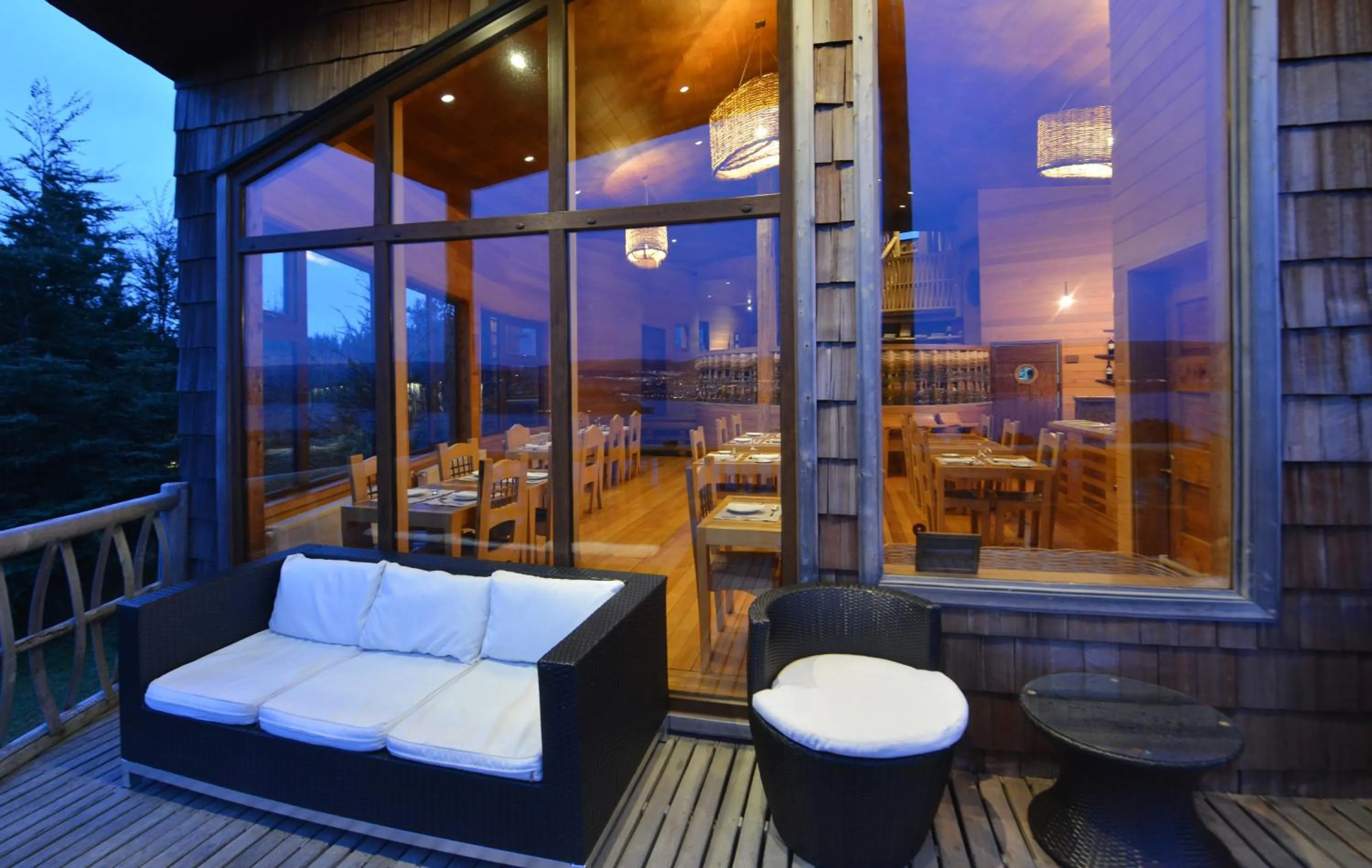 Restaurant/places to eat in OCIO Territorial Hotel