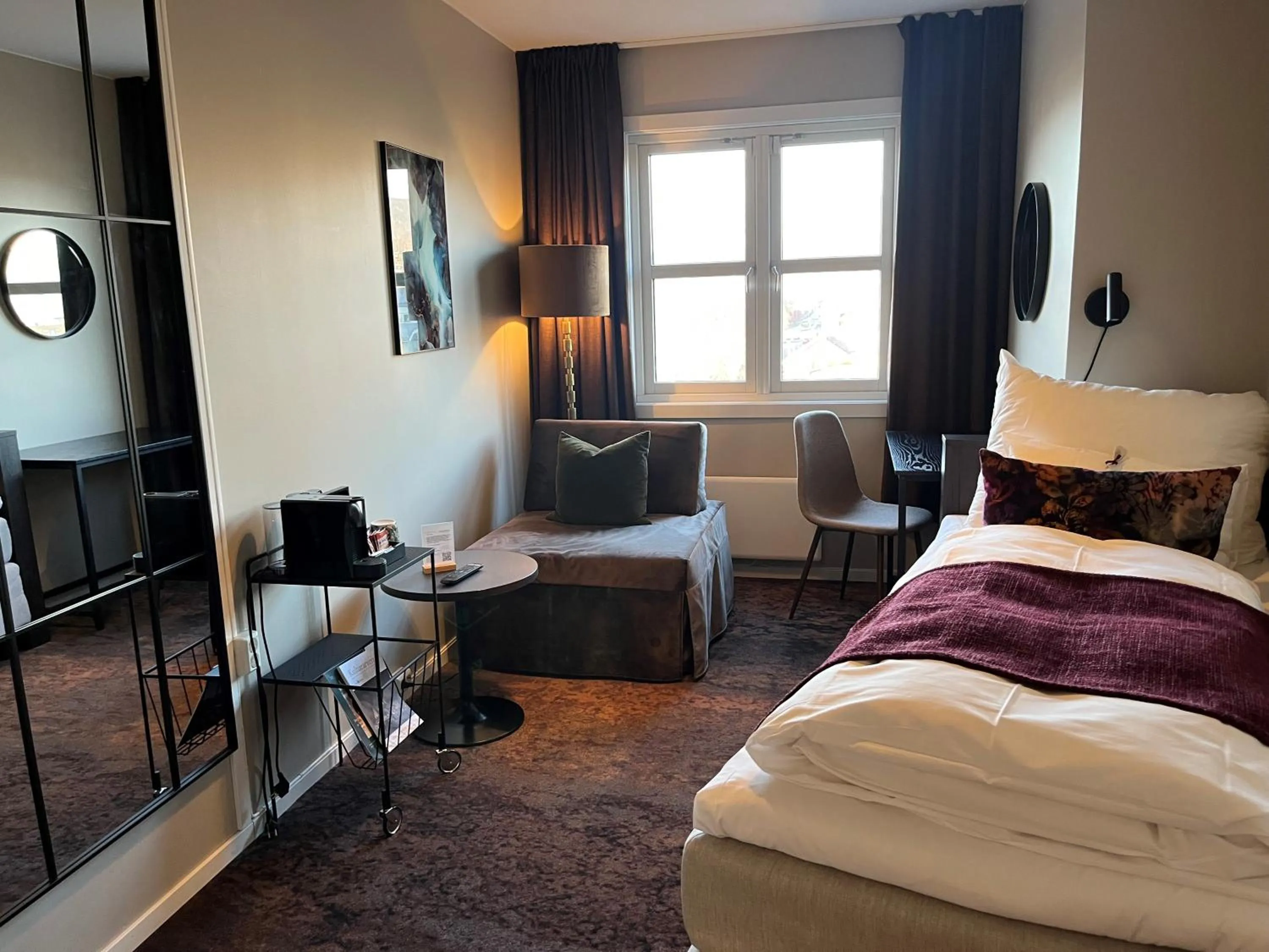 Photo of the whole room, Bed in Aksjemøllen - by Classic Norway Hotels