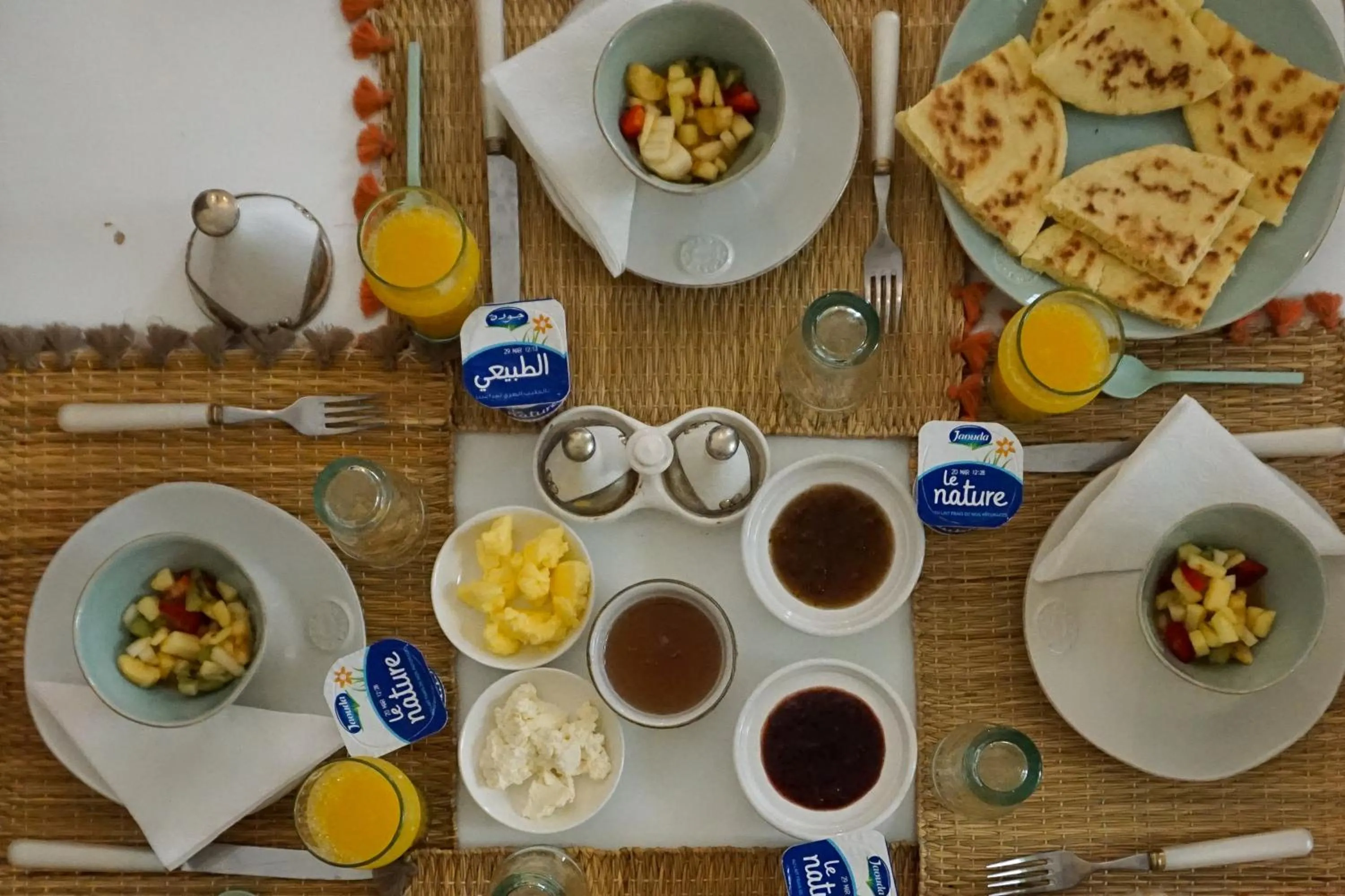 Restaurant/places to eat in Riad Orange