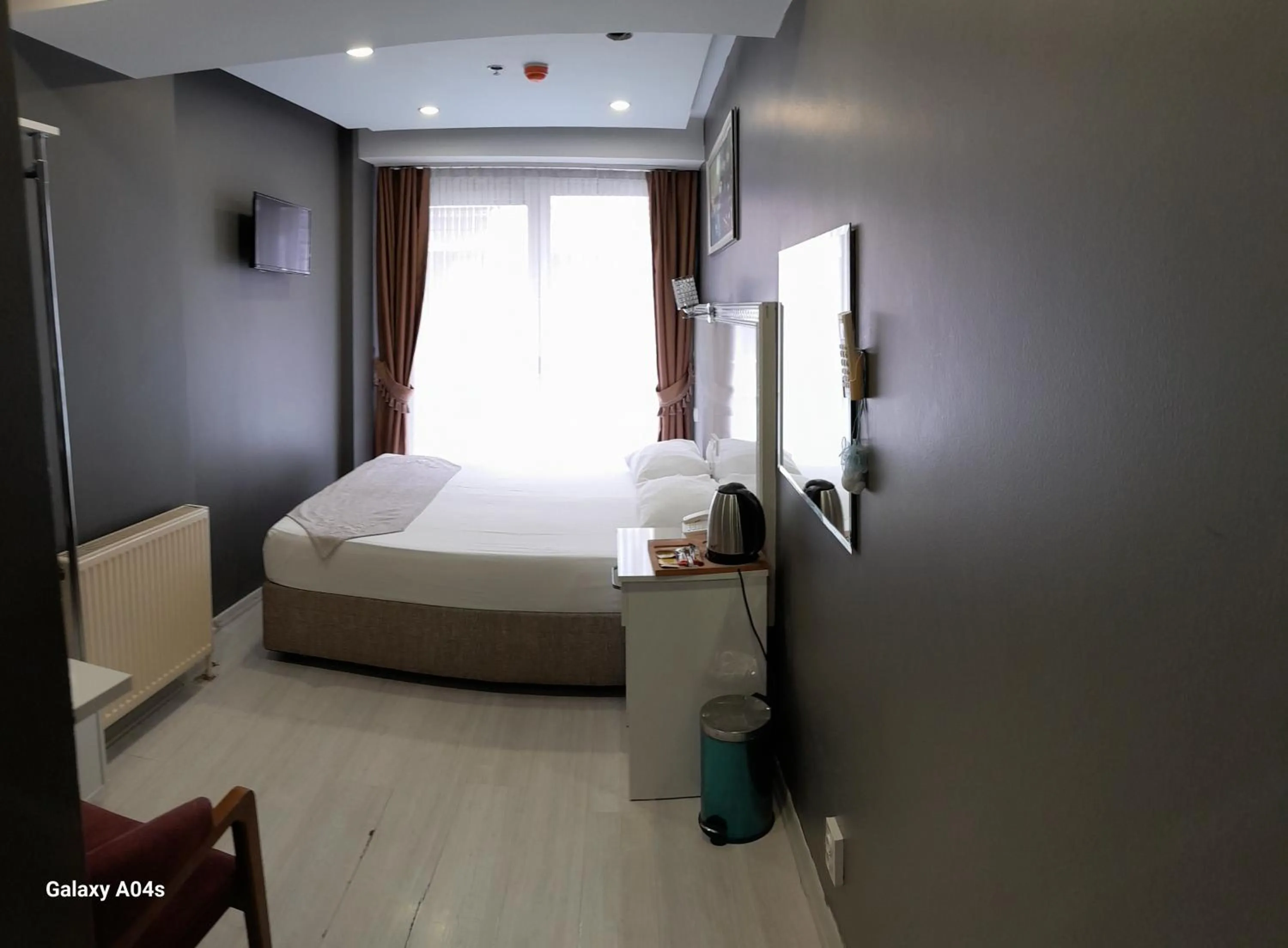 Photo of the whole room, Bed in Beyhan Hotel