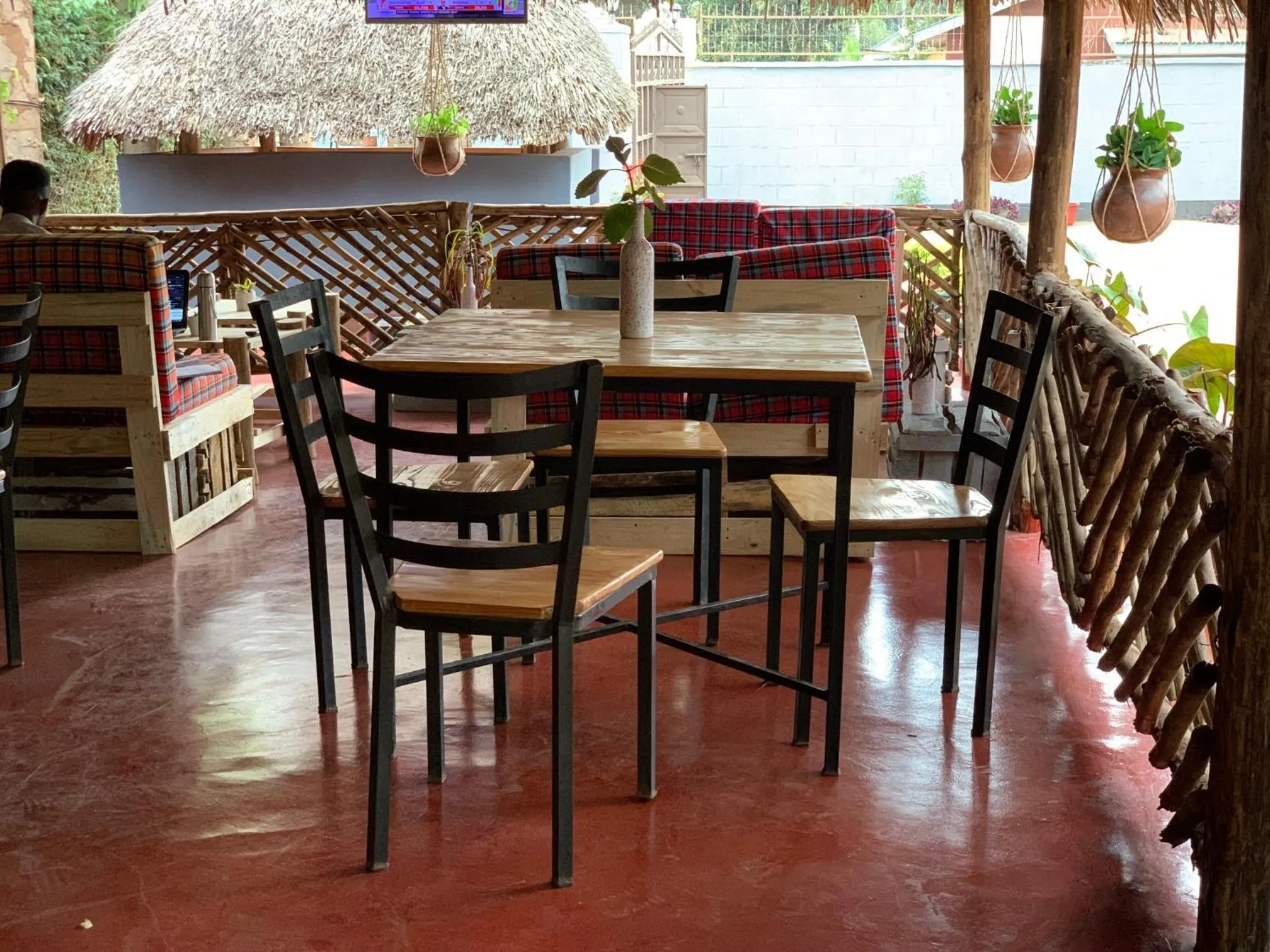 Restaurant/places to eat in The Better Inn