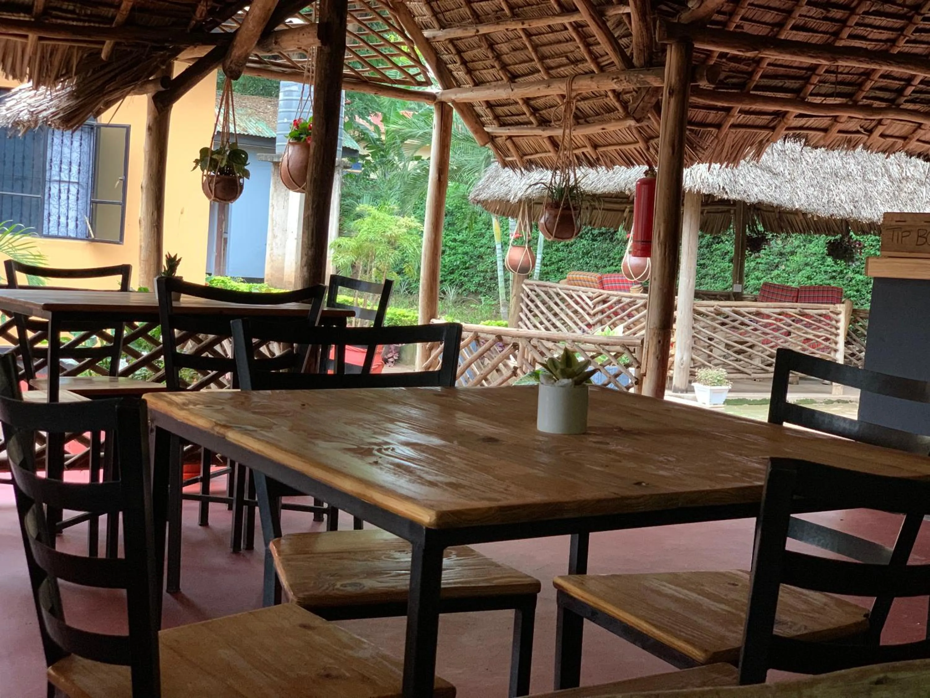 Restaurant/places to eat in The Better Inn