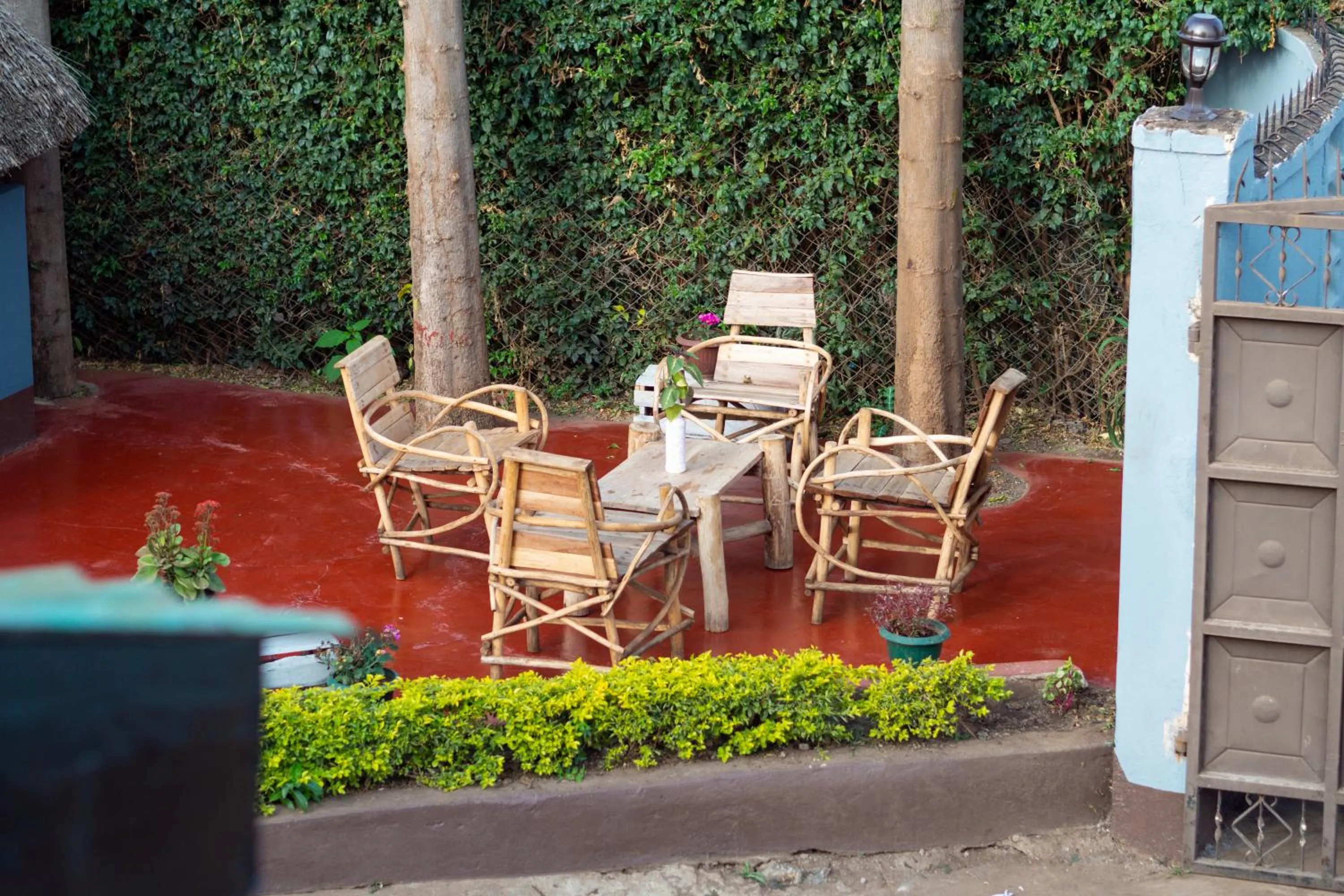 Restaurant/places to eat in The Better Inn