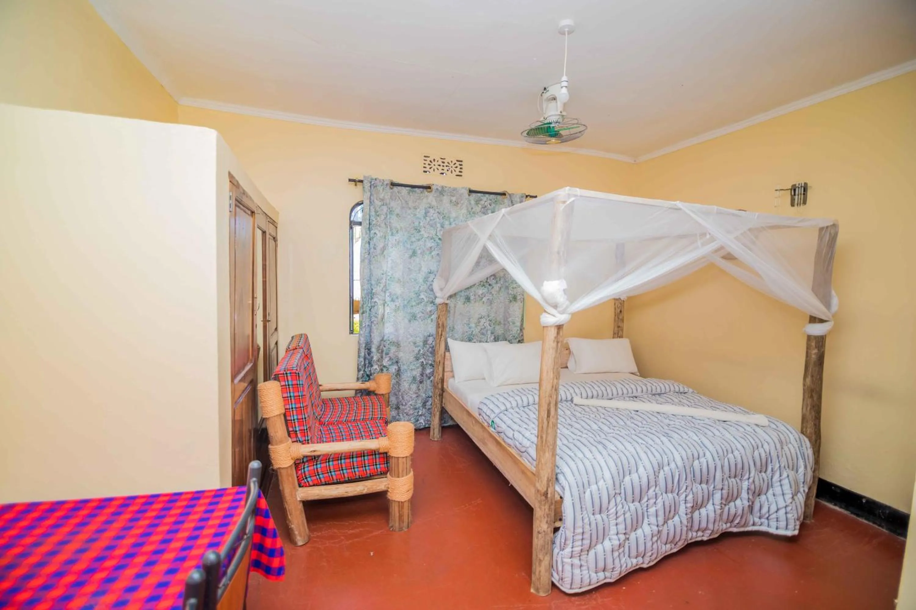 Photo of the whole room, Bed in The Better Inn