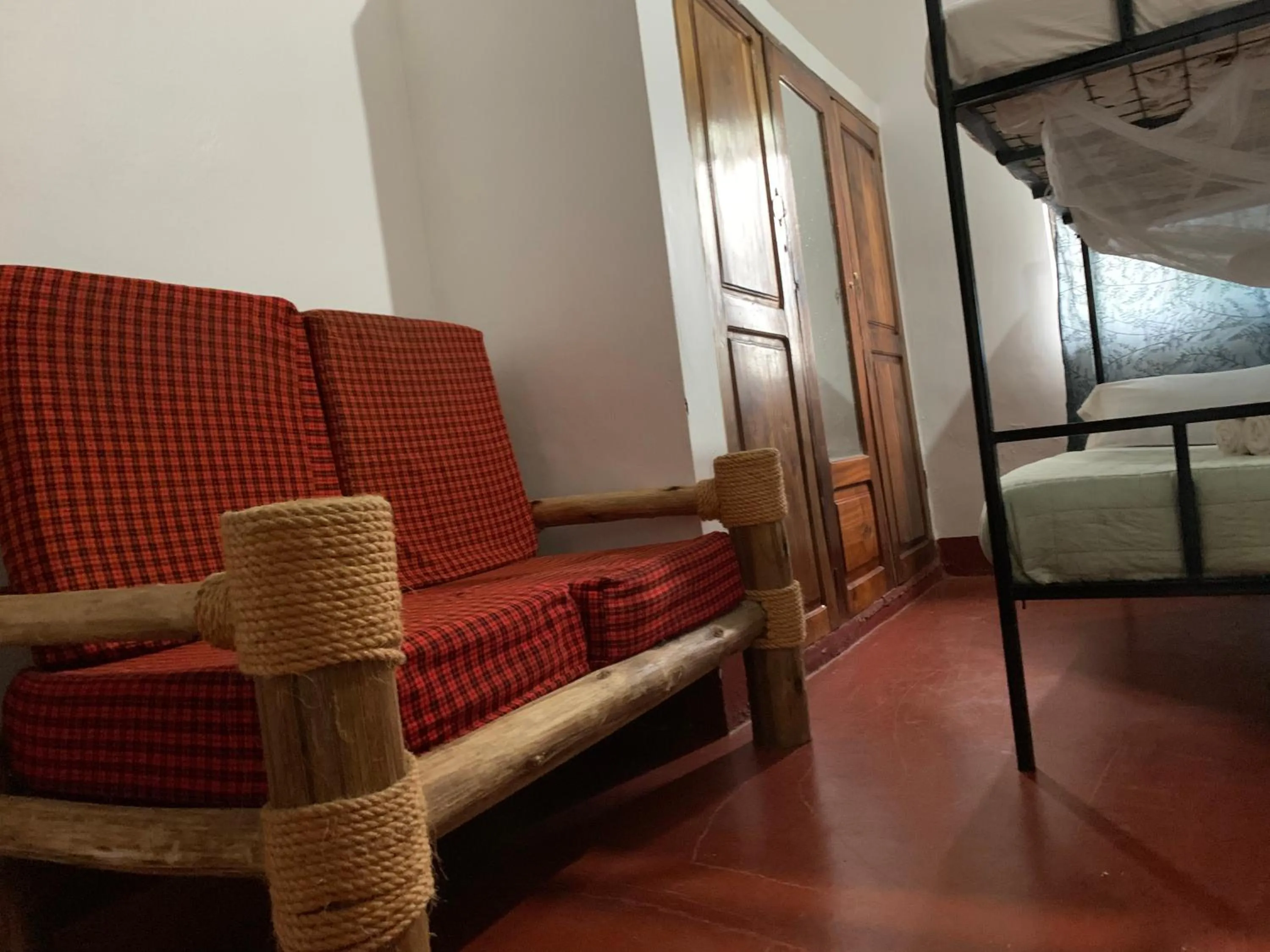 Living room, Bed in The Better Inn