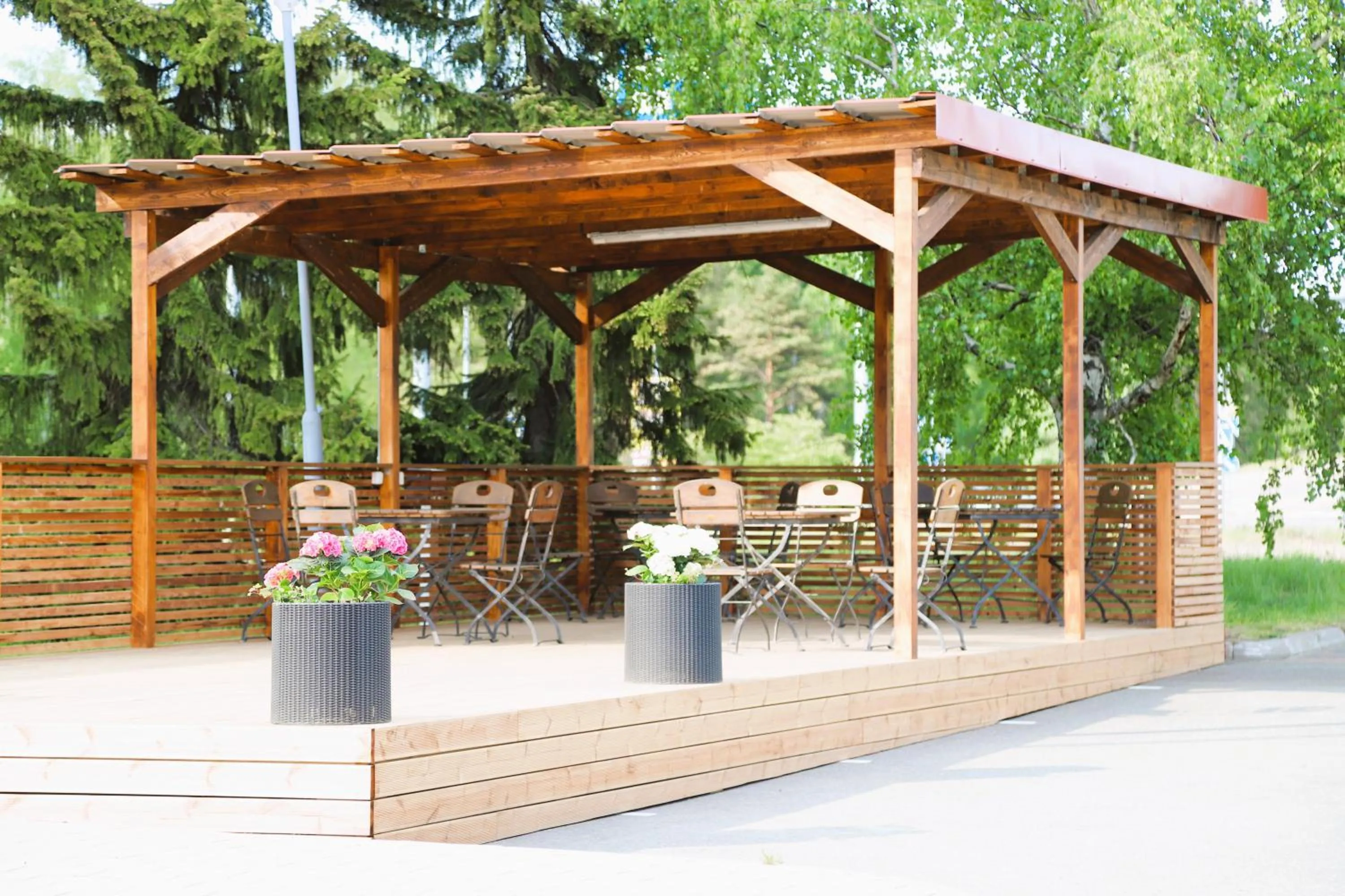 BBQ facilities in Hotel Jokipuisto