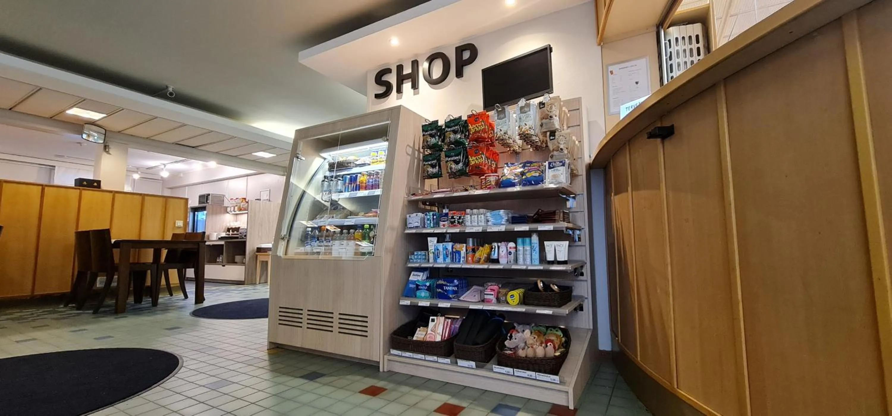 Shopping Area in Hotel Jokipuisto