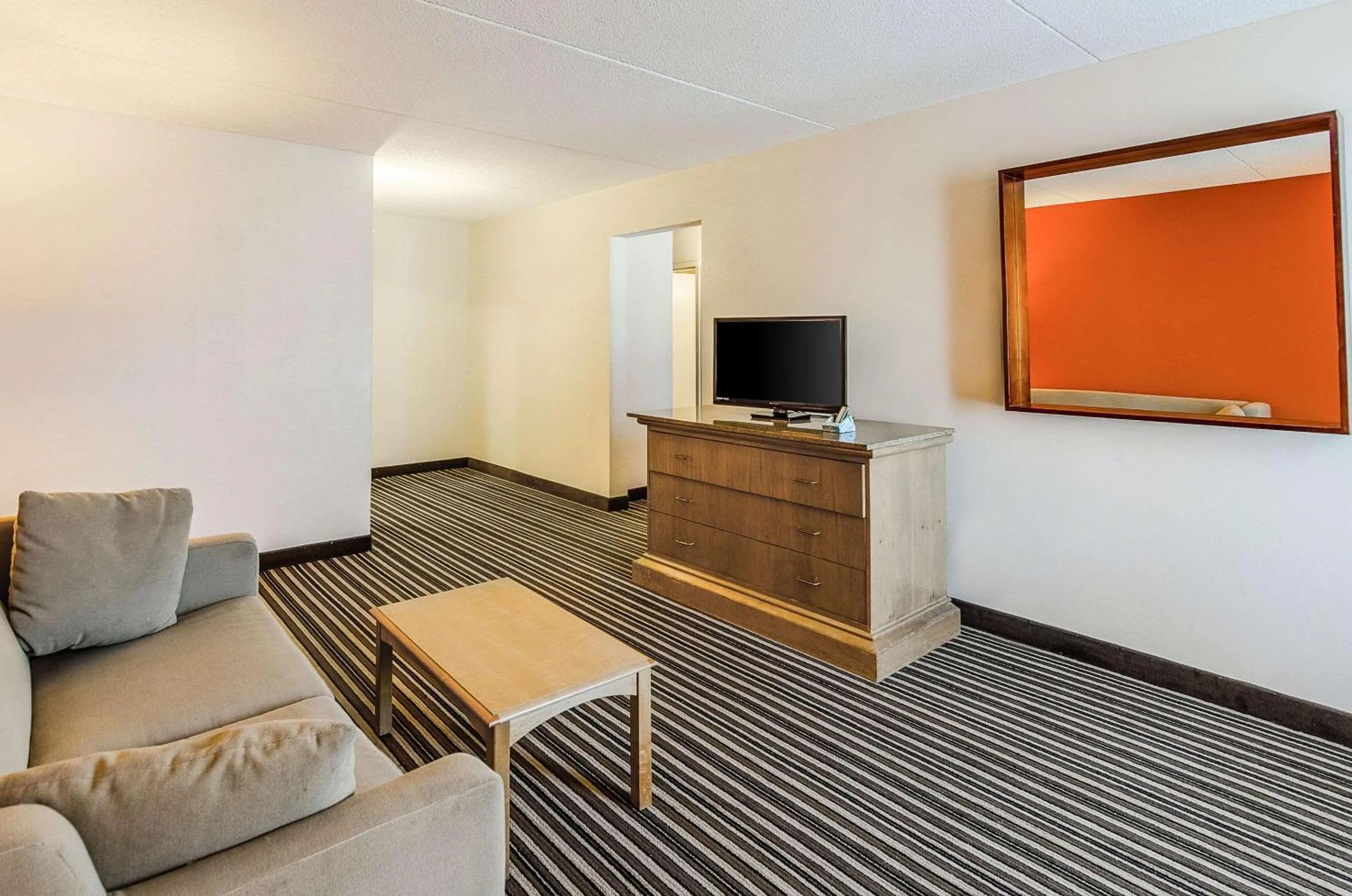 Photo of the whole room in Econo Lodge Inn & Suites Norton - Wise South