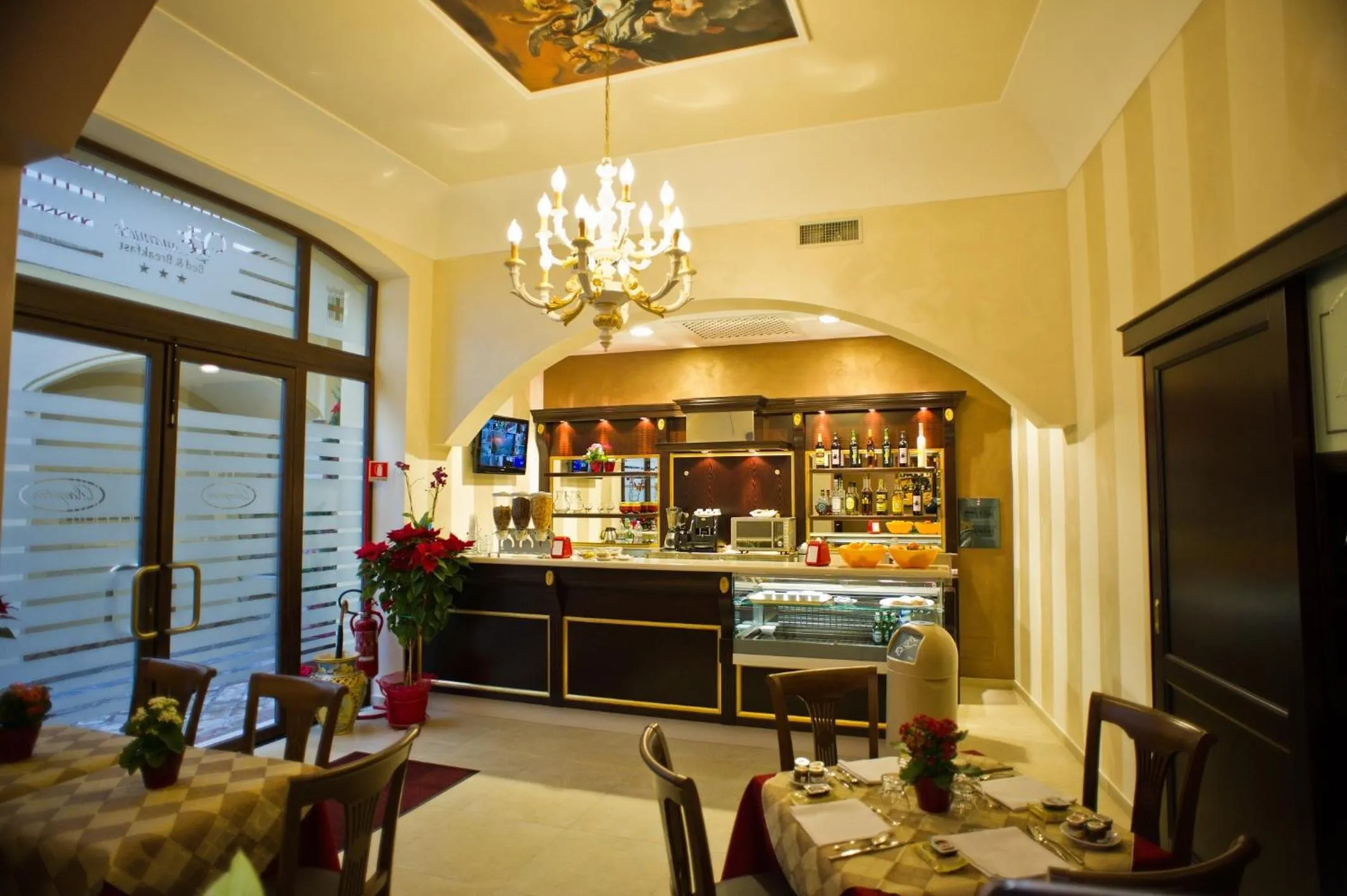 Restaurant/places to eat in Vittorio Emanuele Boutique Hotel