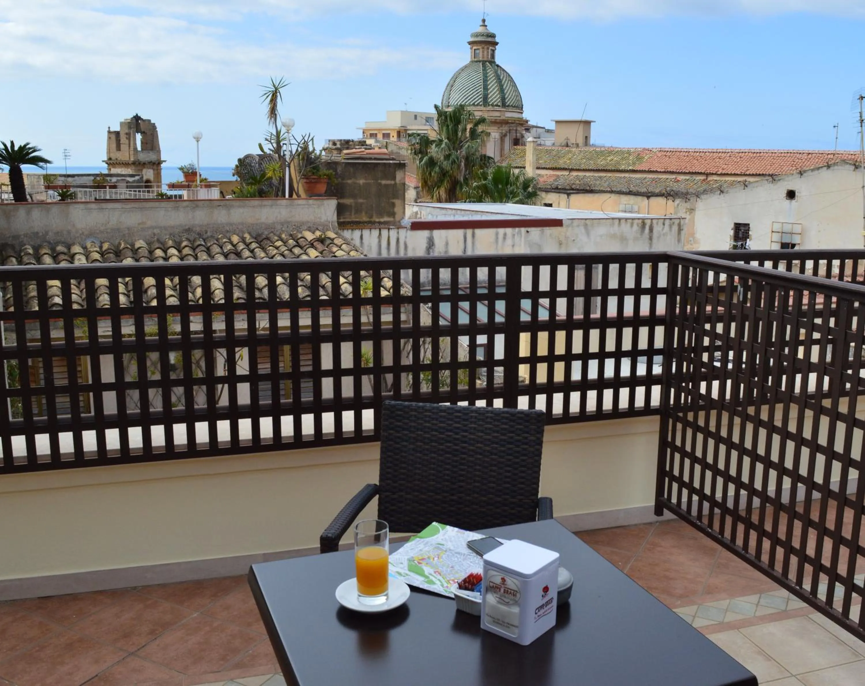City view in Vittorio Emanuele Boutique Hotel