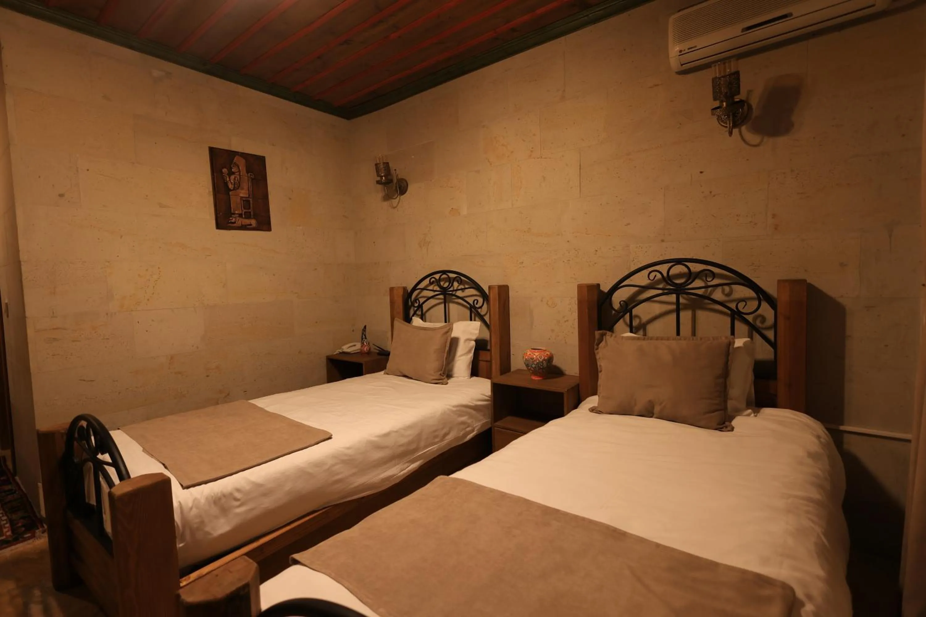 Bed in Katapa Stone House