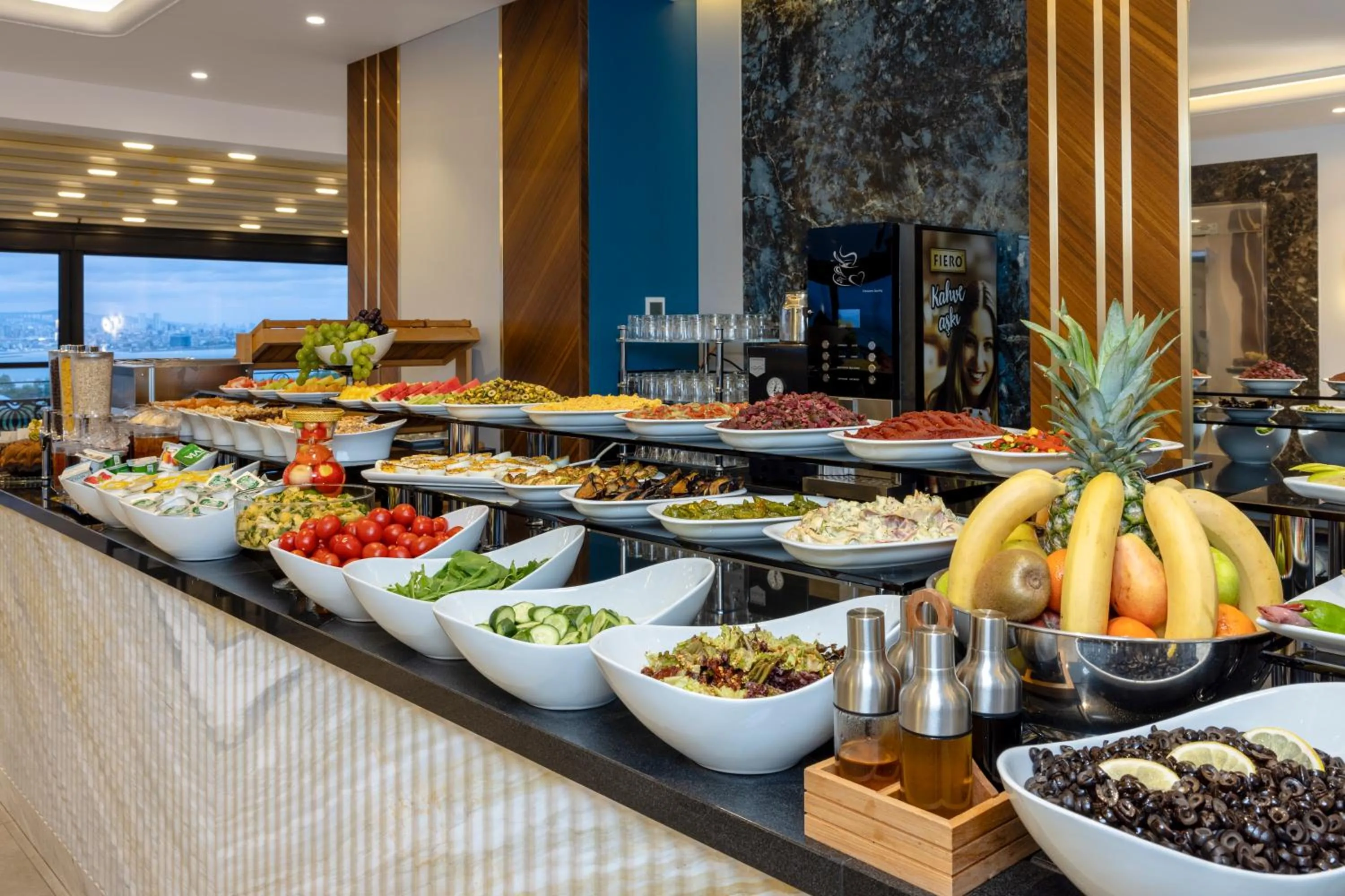 Buffet breakfast in Rast Hotel Sultanahmet