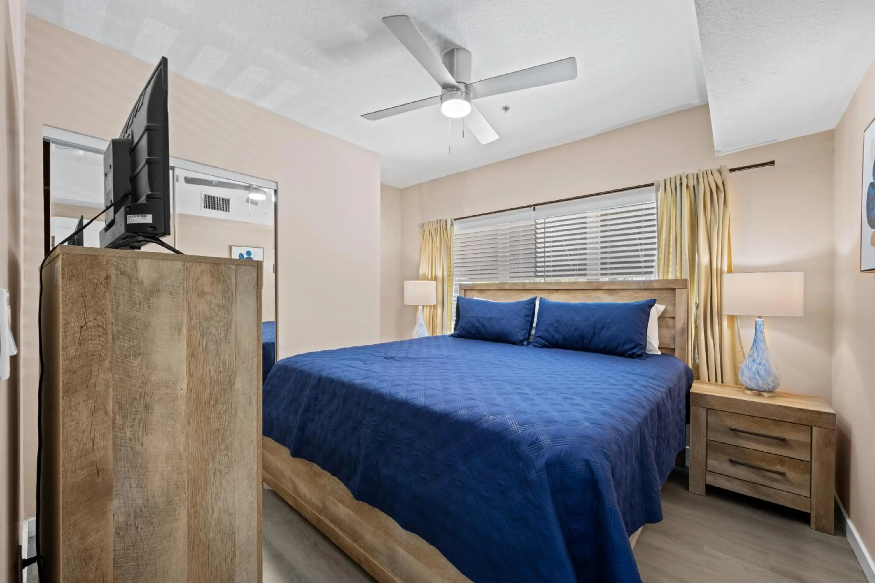 Bedroom, Bed in The Ringling Beach House