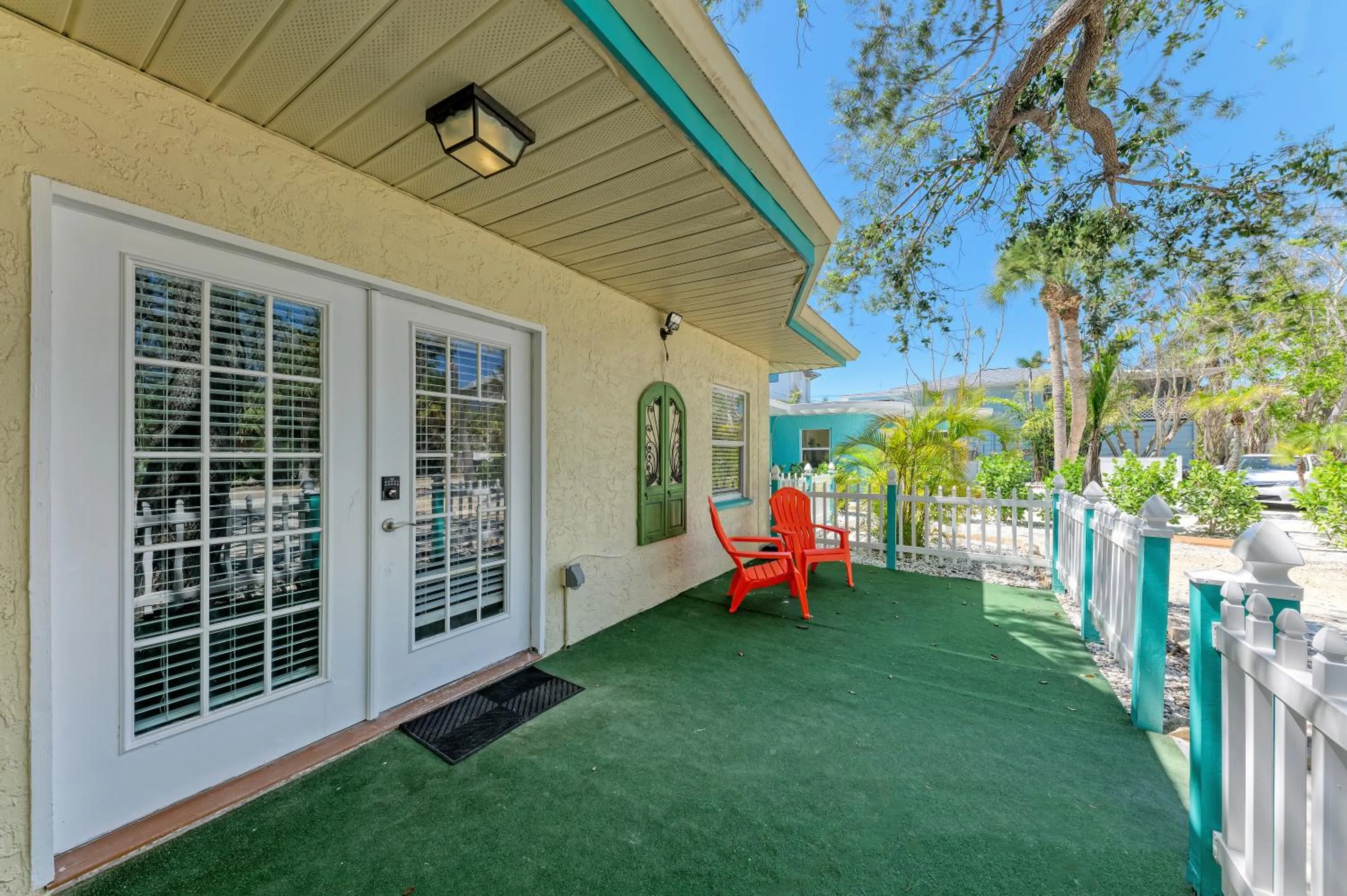 Property building in The Ringling Beach House