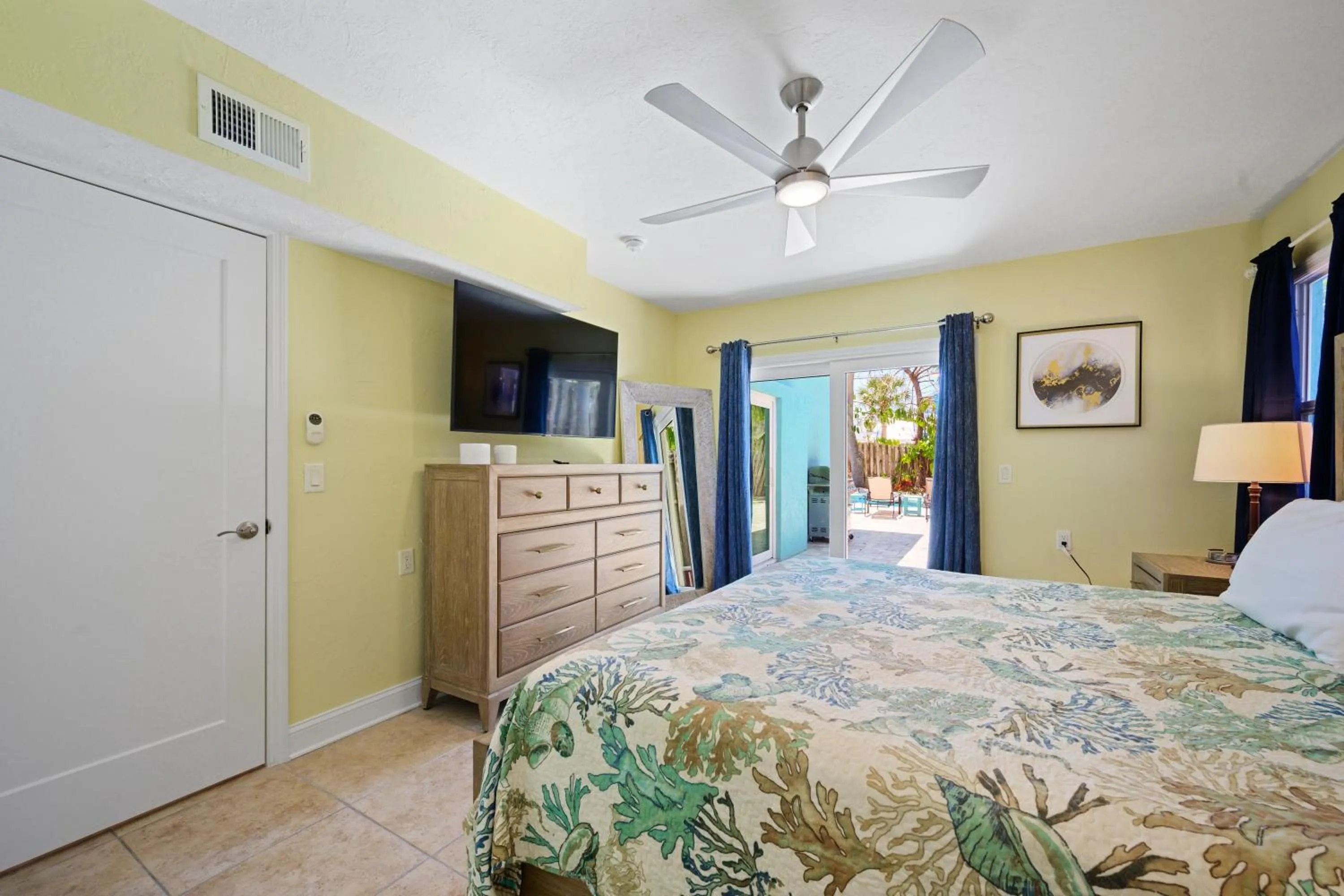 Bedroom, Bed in The Ringling Beach House