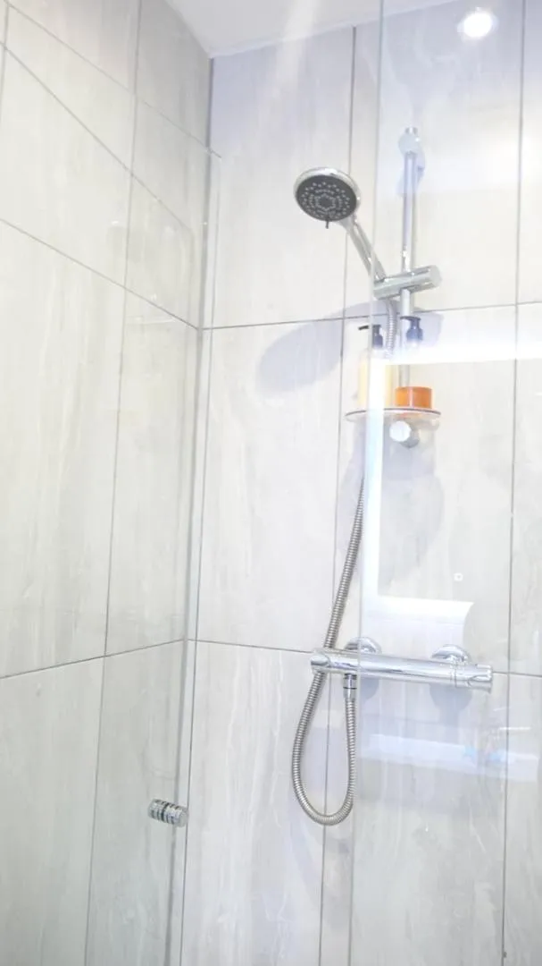 Shower in The Hatton Rooms