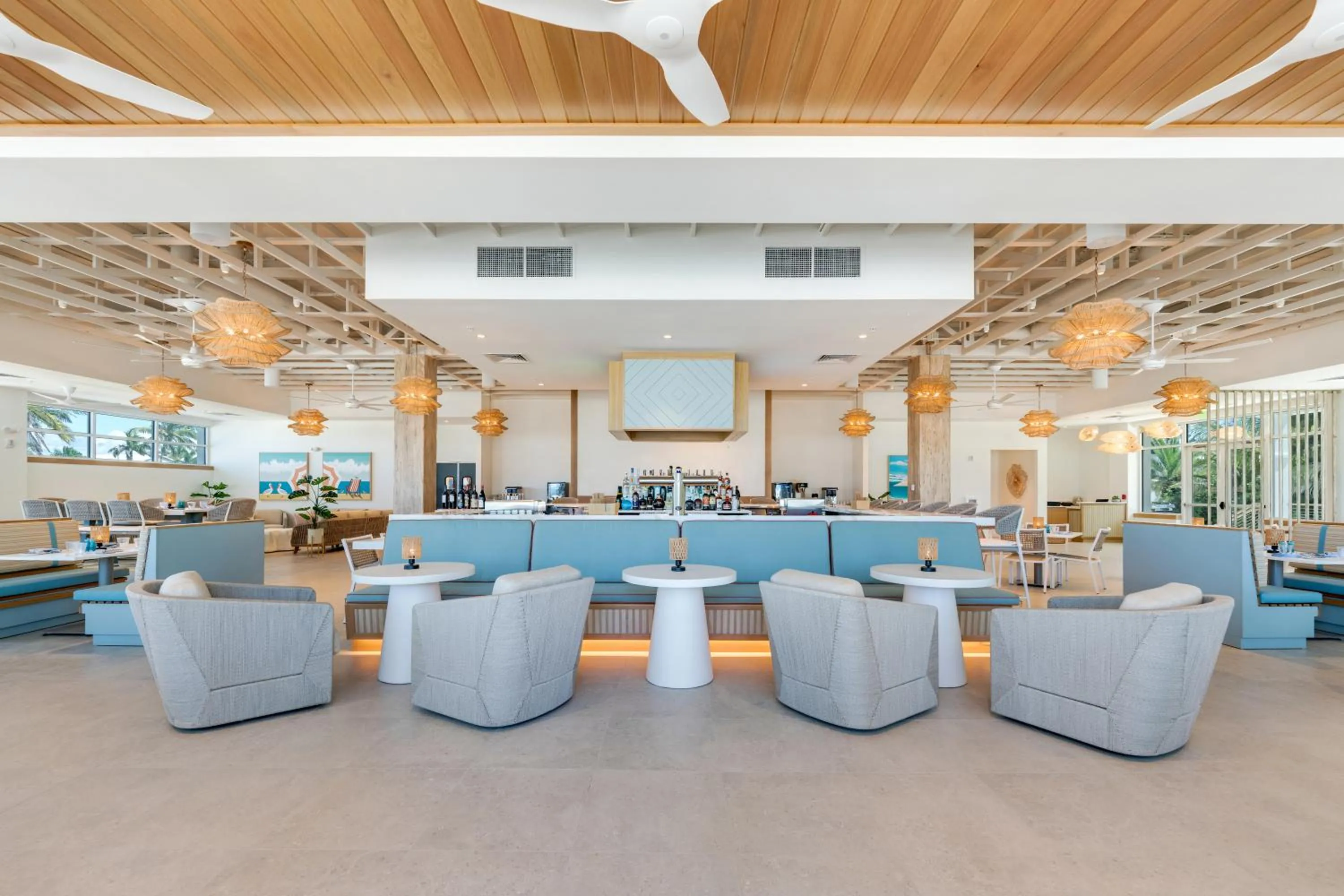 Restaurant/places to eat in South Seas